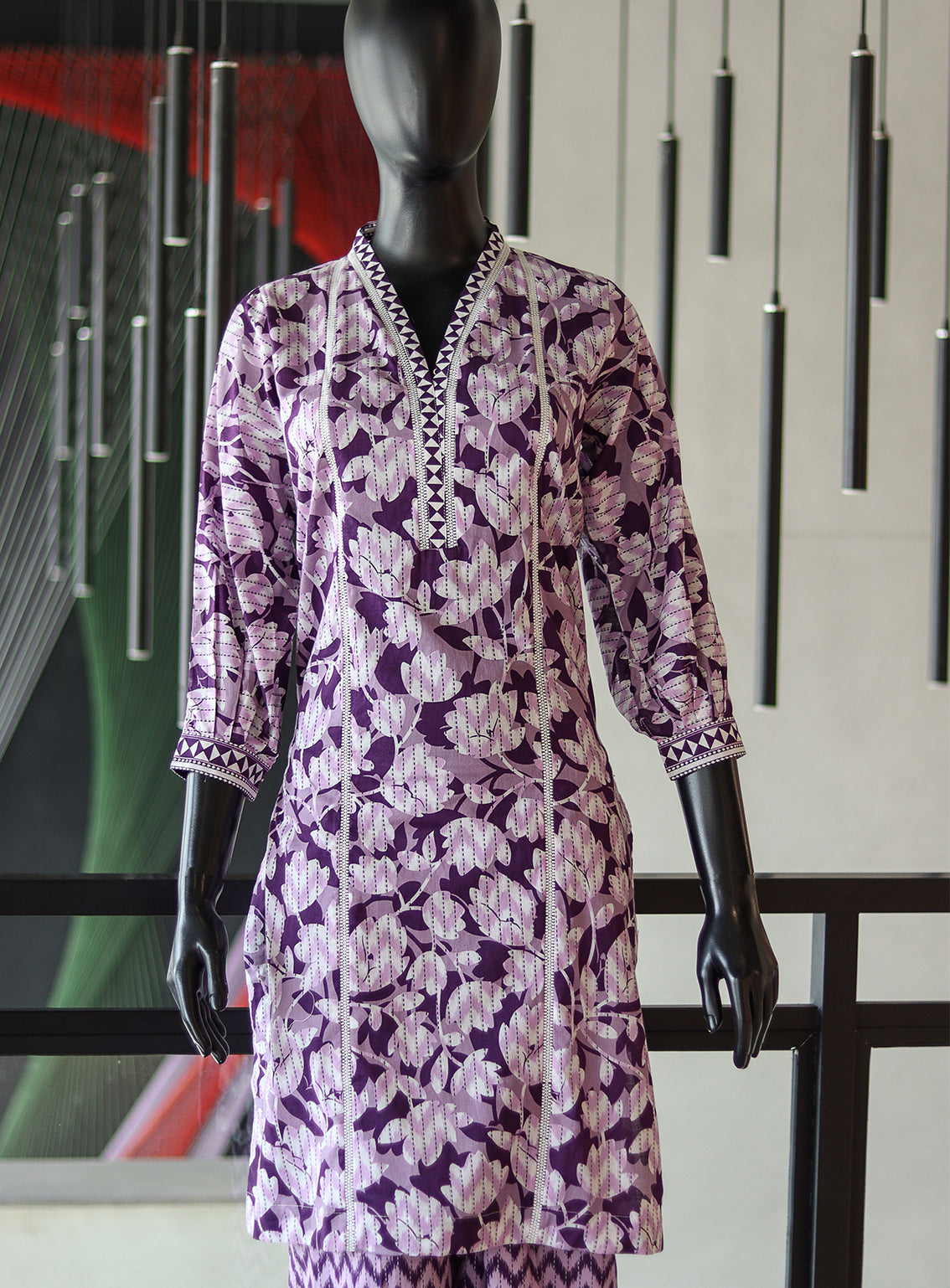 LSM Galleria Printed Lawn 2 Piece Stitched Suit - LSM24G LG-RL-0075 LSM Galleria Printed Lawn 2 Piece Stitched Suit - LSM24G LG-RL-0075