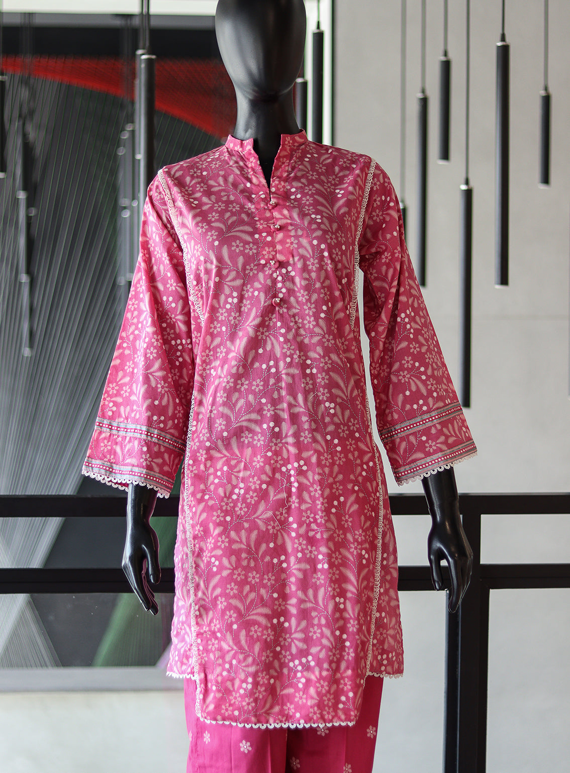 LSM Galleria Printed Lawn 2 Piece Stitched Suit - LSM24G LG-SR-0231 LSM Galleria Printed Lawn 2 Piece Stitched Suit - LSM24G LG-SR-0231