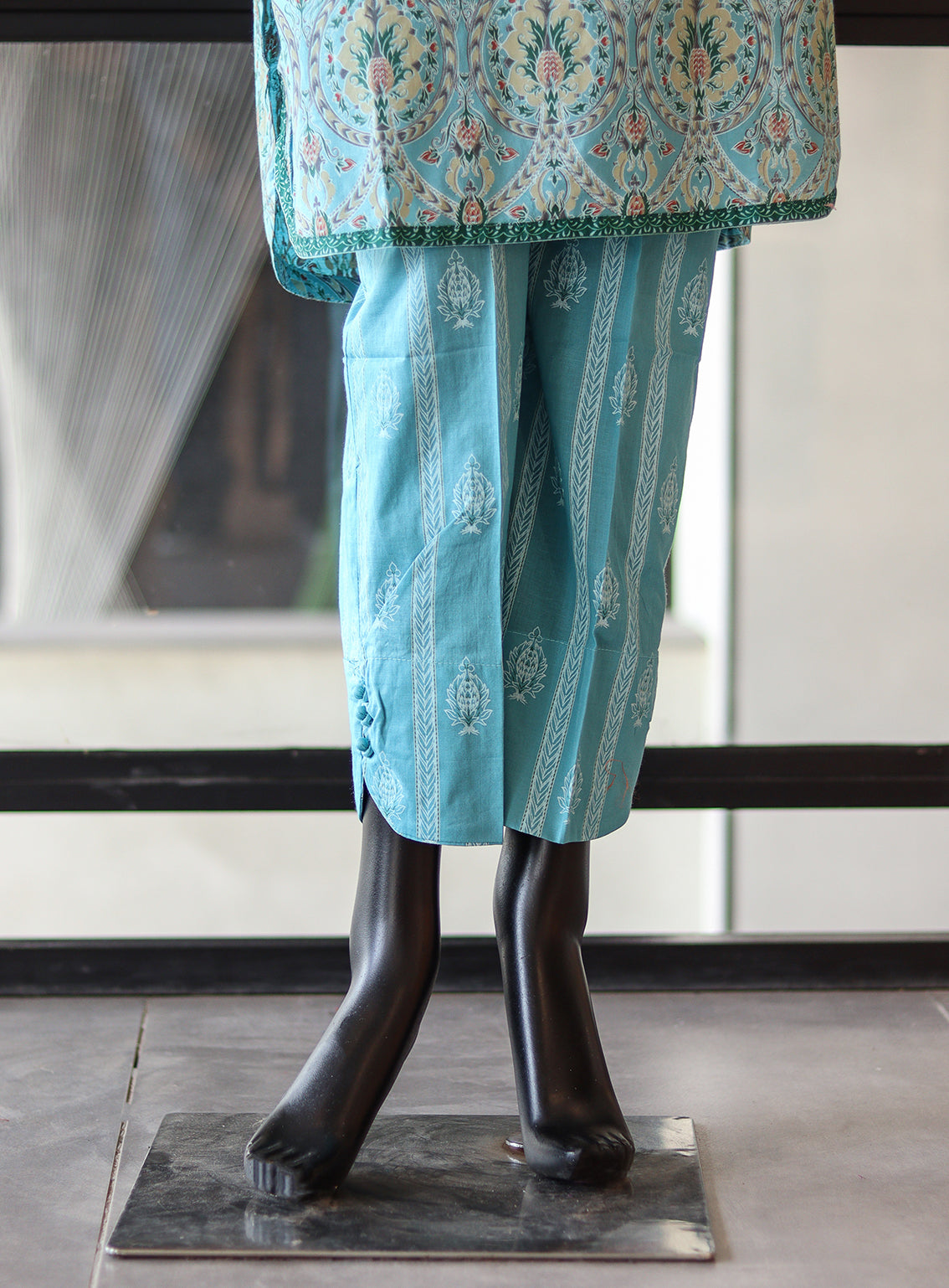 LSM Galleria Printed Lawn 2 Piece Stitched Suit - LSM24G LSM-3629 LSM Galleria Printed Lawn 2 Piece Stitched Suit - LSM24G LSM-3629