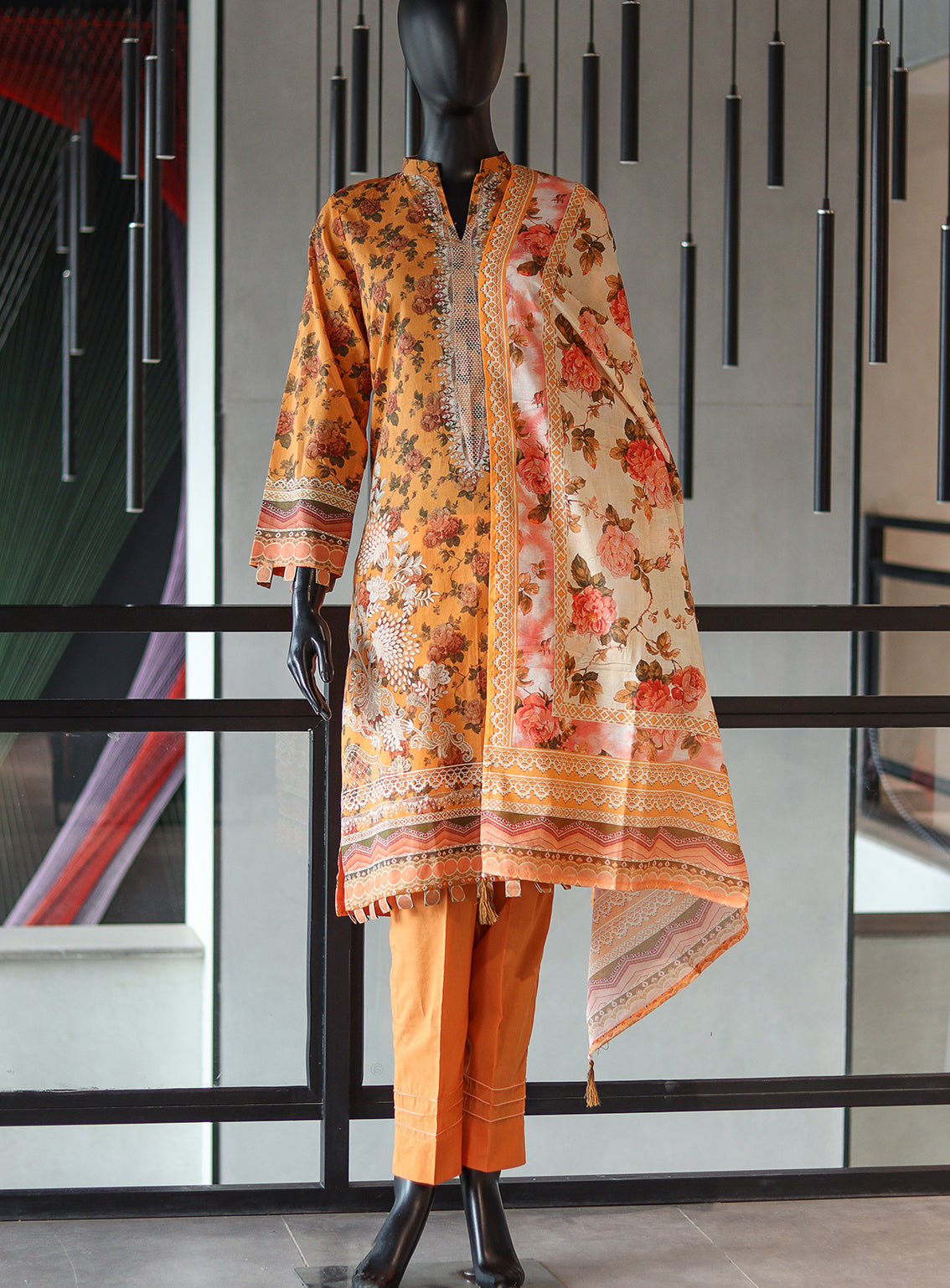 LSM Galleria Zari Printed Lawn 3 Piece Stitched Suit - LSM24G LSM-3543 LSM Galleria Zari Printed Lawn 3 Piece Stitched Suit - LSM24G LSM-3543