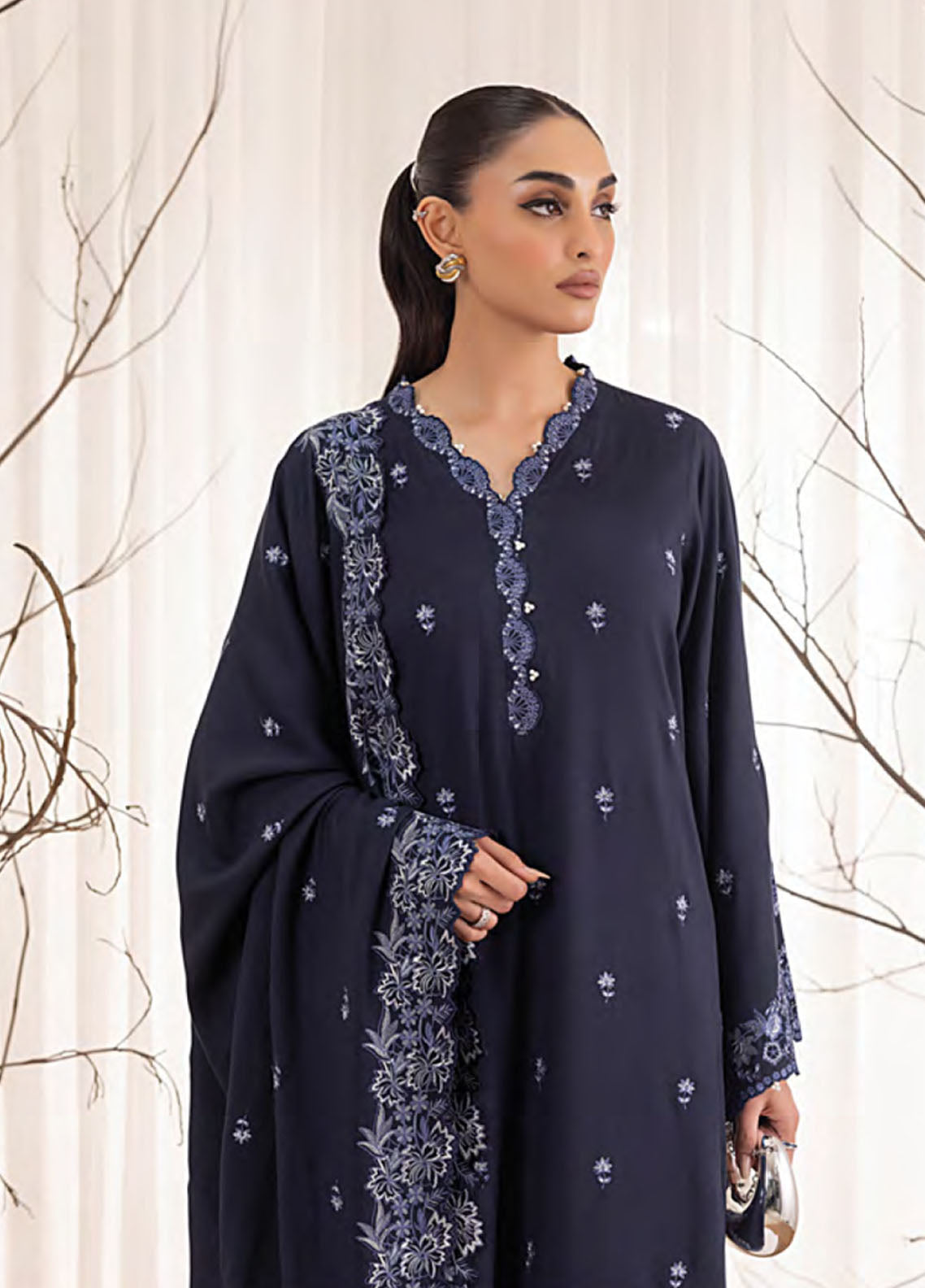 LSM Lakhany Embroidered Cashmi Wool 3 Piece Unstitched Suit LSM25WES D-LG-IZ-0468 LSM Lakhany Embroidered Cashmi Wool 3 Piece Unstitched Suit LSM25WES D-LG-IZ-0468