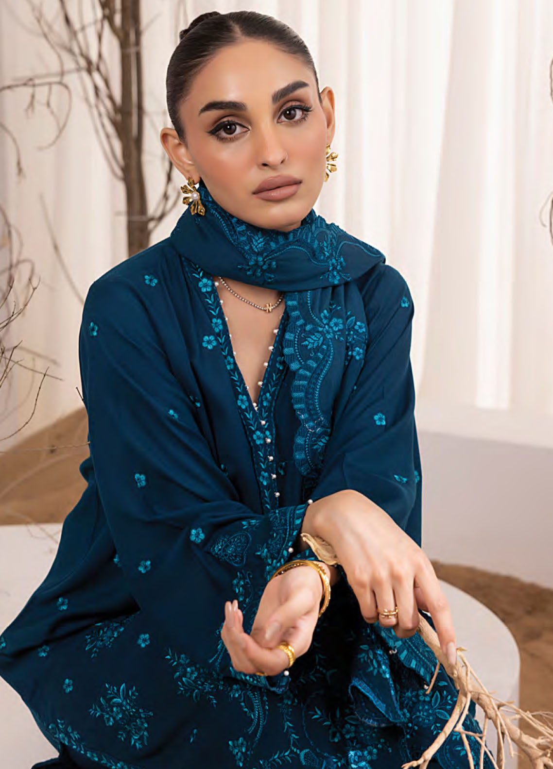 LSM Lakhany Embroidered Cashmi Wool 3 Piece Unstitched Suit LSM25WES D-LG-RK-0057 LSM Lakhany Embroidered Cashmi Wool 3 Piece Unstitched Suit LSM25WES D-LG-RK-0057