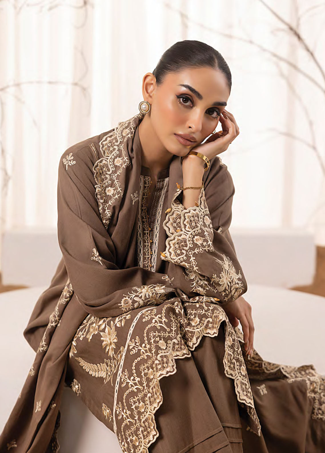 LSM Lakhany Embroidered Cashmi Wool 3 Piece Unstitched Suit LSM25WES D-LG-UB-0193 LSM Lakhany Embroidered Cashmi Wool 3 Piece Unstitched Suit LSM25WES D-LG-UB-0193