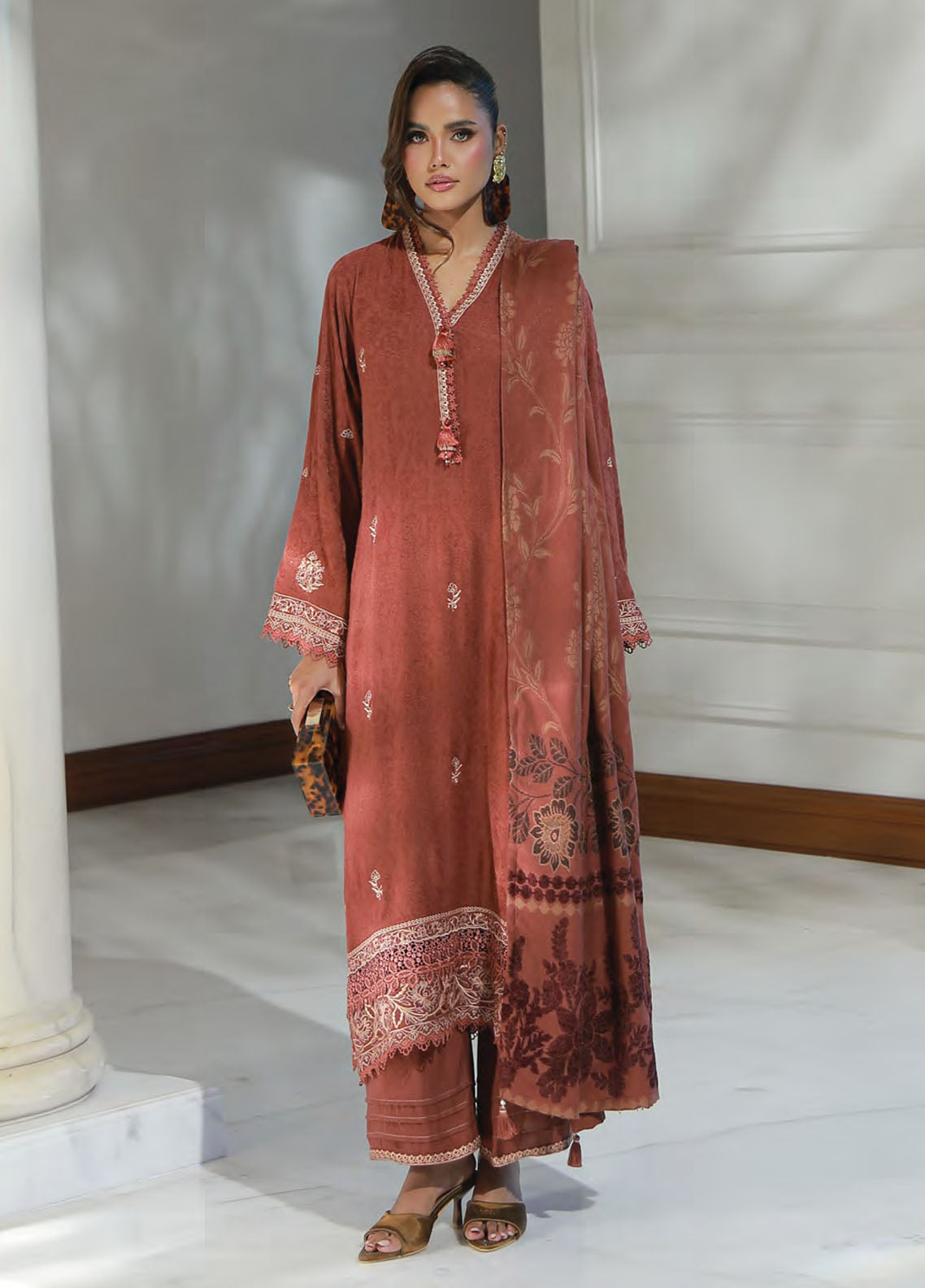 LSM Lakhany Embroidered Jacquard Peach 3 Piece Unstitched Suit LSM25WEE D-LG-RK-0054 LSM Lakhany Embroidered Jacquard Peach 3 Piece Unstitched Suit LSM25WEE D-LG-RK-0054