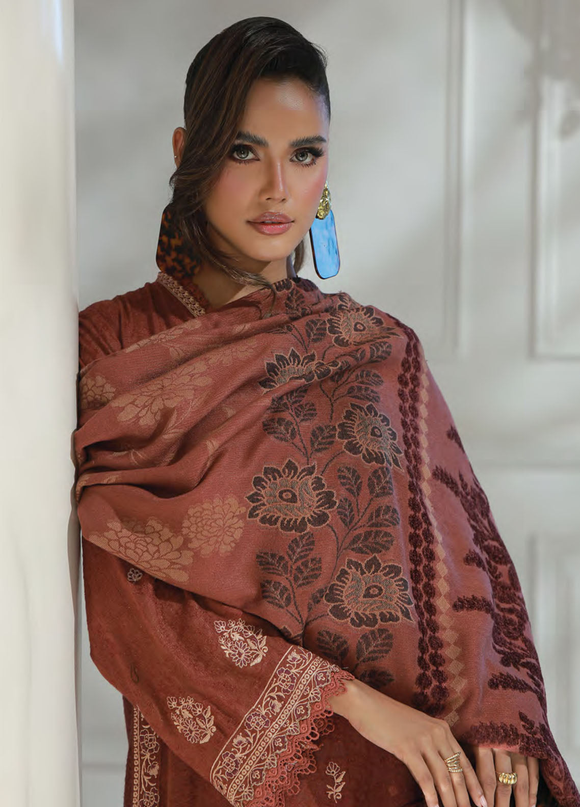 LSM Lakhany Embroidered Jacquard Peach 3 Piece Unstitched Suit LSM25WEE D-LG-RK-0054 LSM Lakhany Embroidered Jacquard Peach 3 Piece Unstitched Suit LSM25WEE D-LG-RK-0054