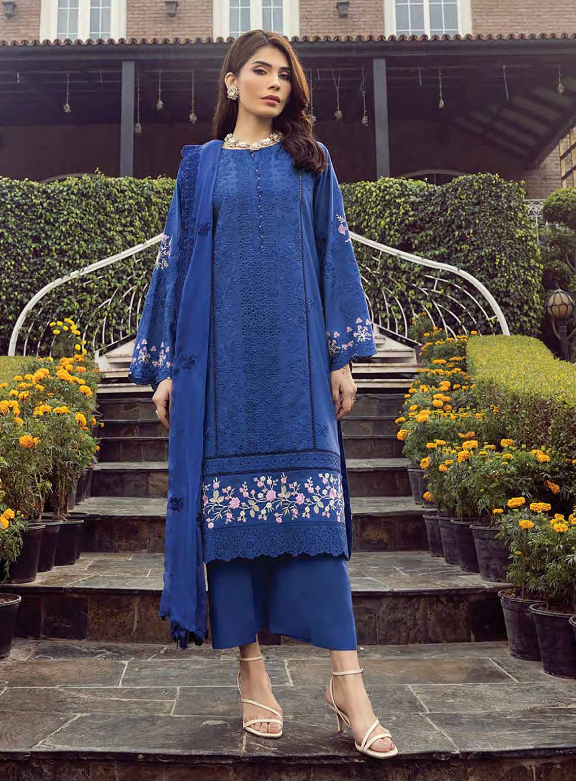 LSM Lakhany Embroidered Lawn 3 Piece Unstitched Suit LSM25EE LG-RL-0165 LSM Lakhany Embroidered Lawn 3 Piece Unstitched Suit LSM25EE LG-RL-0165