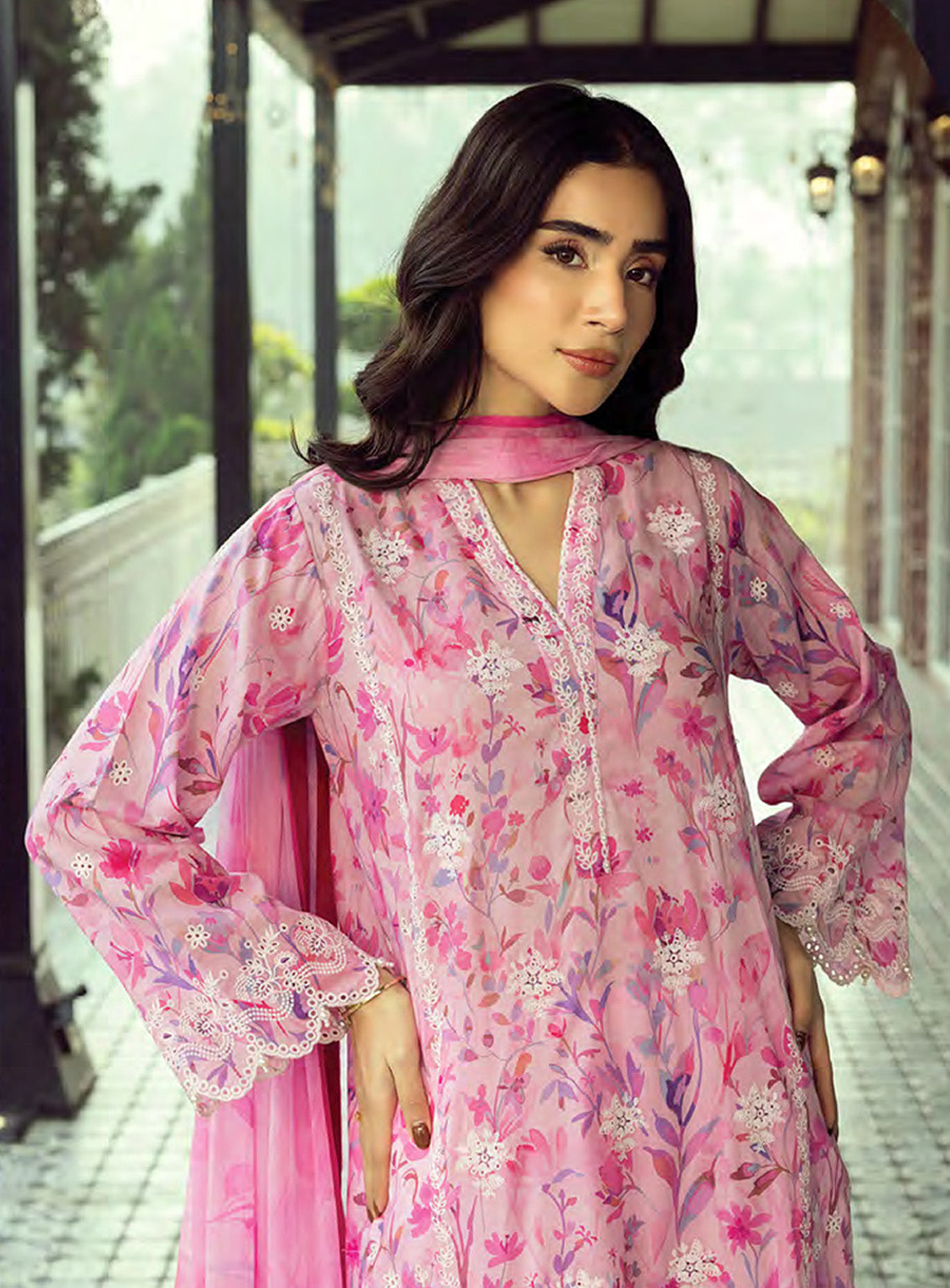 LSM Lakhany Embroidered Lawn 3 Piece Unstitched Suit LSM25SE LG-RL-0134 LSM Lakhany Embroidered Lawn 3 Piece Unstitched Suit LSM25SE LG-RL-0134