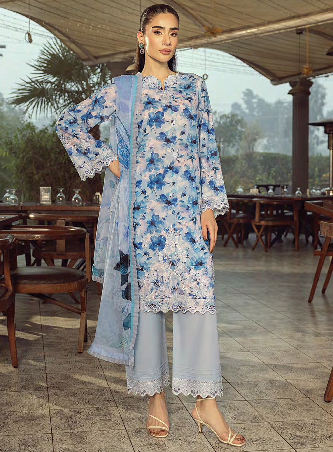 LSM Lakhany Embroidered Lawn 3 Piece Unstitched Suit LSM25SE LG-UB-0102 LSM Lakhany Embroidered Lawn 3 Piece Unstitched Suit LSM25SE LG-UB-0102