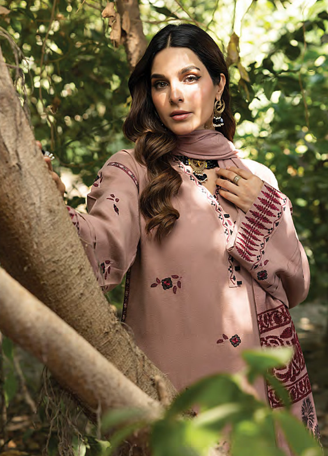 LSM Lakhany Embroidered Slub Peach 3 Piece Unstitched Suit LSM24WLS LG-IZ-0235 LSM Lakhany Embroidered Slub Peach 3 Piece Unstitched Suit LSM24WLS LG-IZ-0235