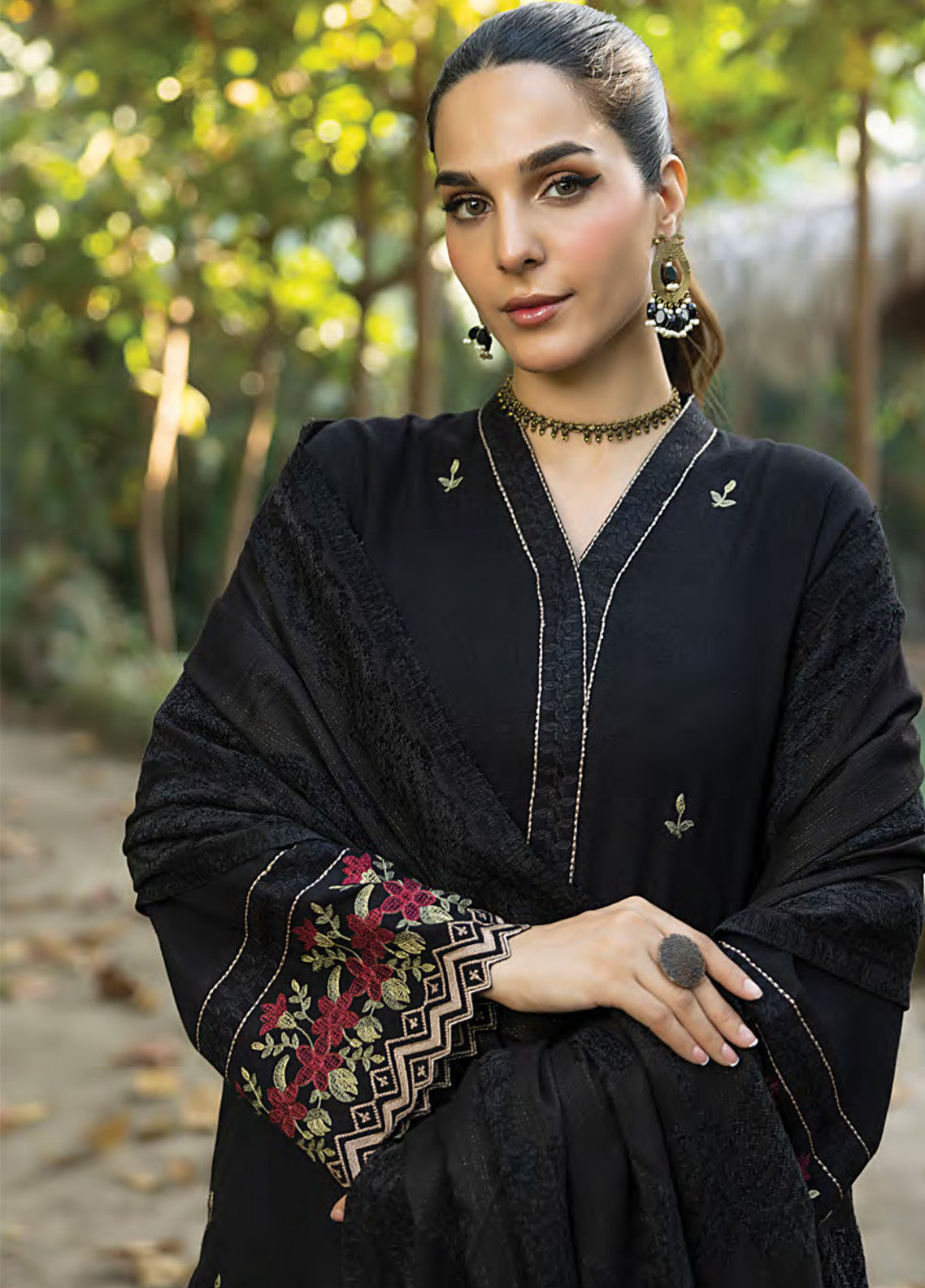 LSM Lakhany Embroidered Slub Peach 3 Piece Unstitched Suit LSM24WLS LG-UB-0111 LSM Lakhany Embroidered Slub Peach 3 Piece Unstitched Suit LSM24WLS LG-UB-0111