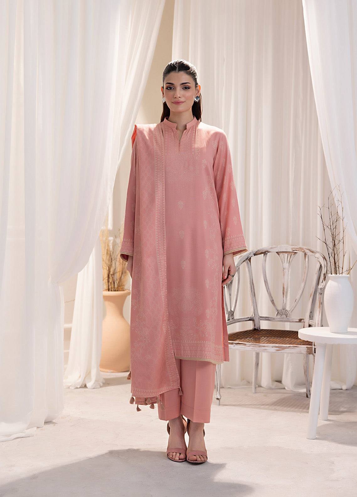 LSM Lakhany Printed Cashmi Vool 3 Piece Unstitched Suit LSM24CV LG-AR-0078-A LSM Lakhany Printed Cashmi Vool 3 Piece Unstitched Suit LSM24CV LG-AR-0078-A