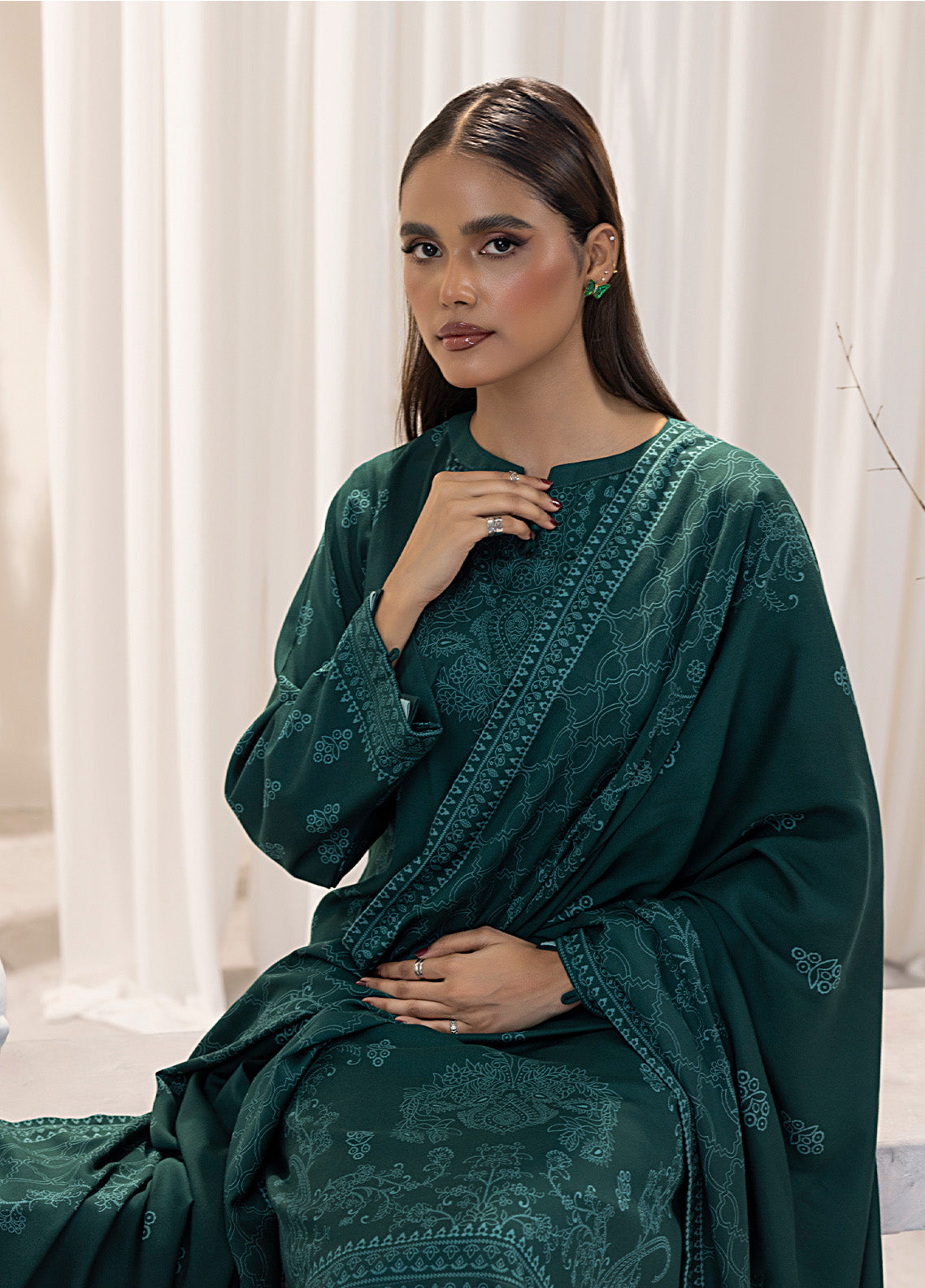 LSM Lakhany Printed Cashmi Vool 3 Piece Unstitched Suit LSM24CV LG-AR-0078-B LSM Lakhany Printed Cashmi Vool 3 Piece Unstitched Suit LSM24CV LG-AR-0078-B