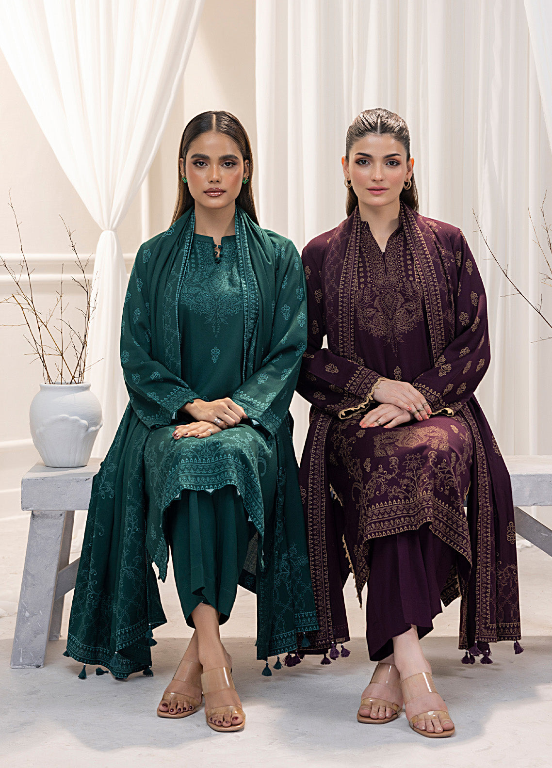 LSM Lakhany Printed Cashmi Vool 3 Piece Unstitched Suit LSM24CV LG-AR-0078-B LSM Lakhany Printed Cashmi Vool 3 Piece Unstitched Suit LSM24CV LG-AR-0078-B