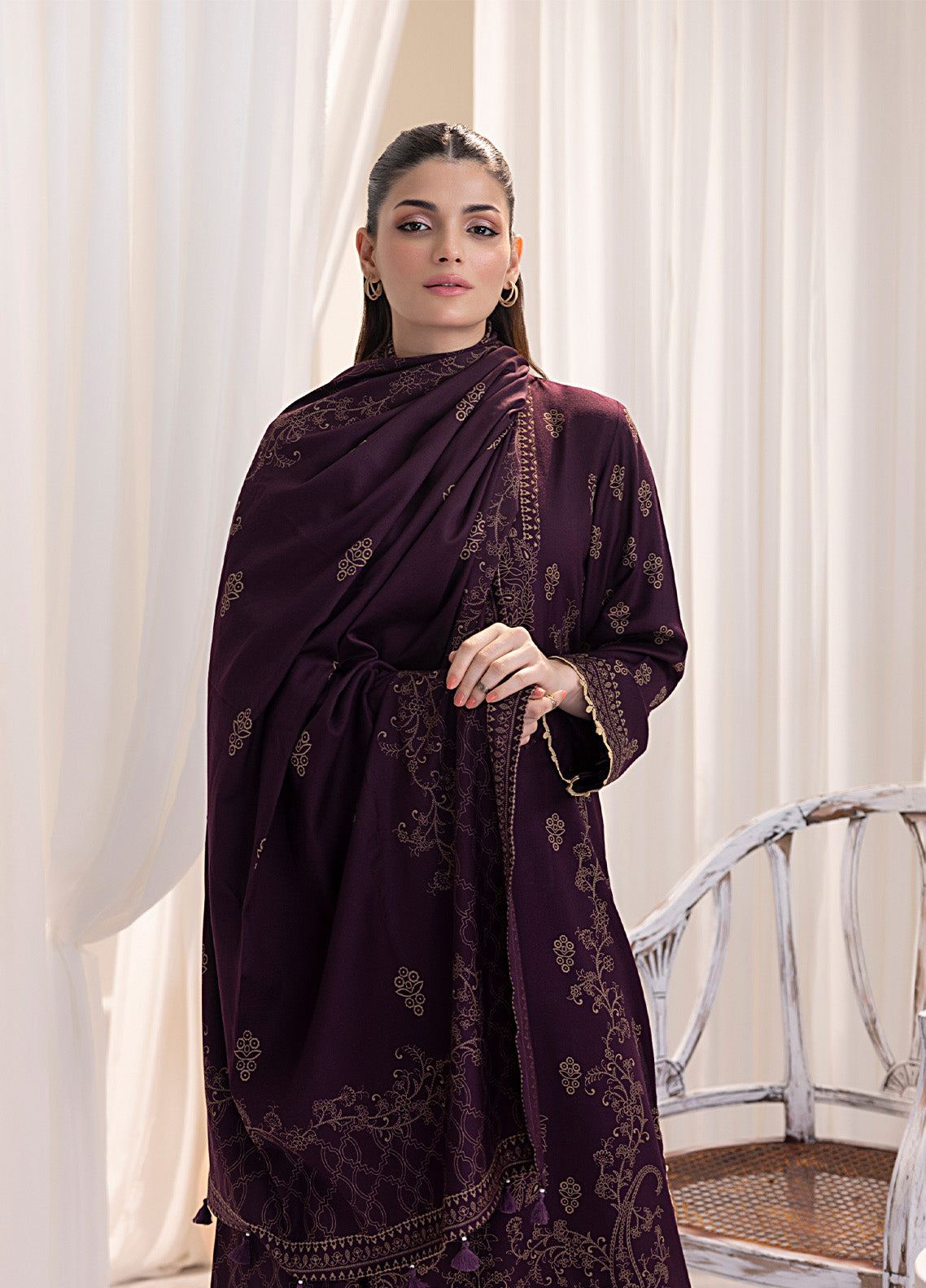 LSM Lakhany Printed Cashmi Vool 3 Piece Unstitched Suit LSM24CV LG-AR-0078-C LSM Lakhany Printed Cashmi Vool 3 Piece Unstitched Suit LSM24CV LG-AR-0078-C