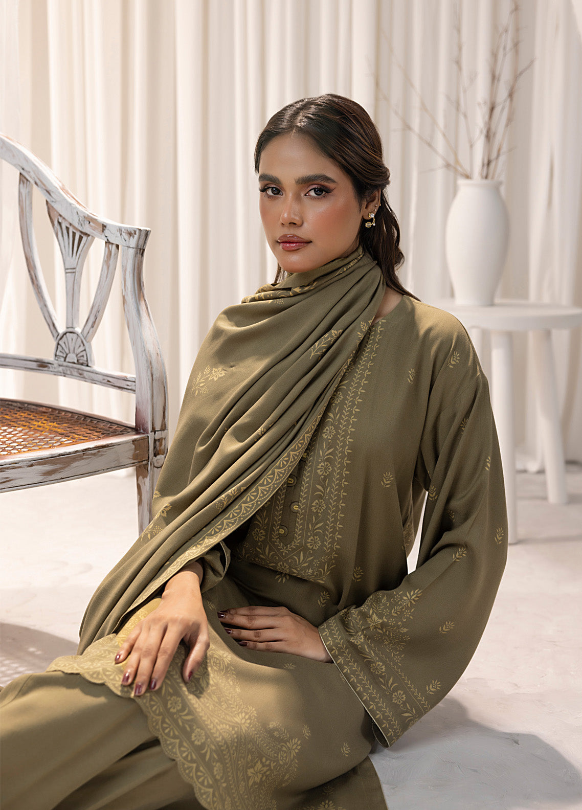 LSM Lakhany Printed Cashmi Vool 3 Piece Unstitched Suit LSM24CV LG-IZ-0271-B LSM Lakhany Printed Cashmi Vool 3 Piece Unstitched Suit LSM24CV LG-IZ-0271-B