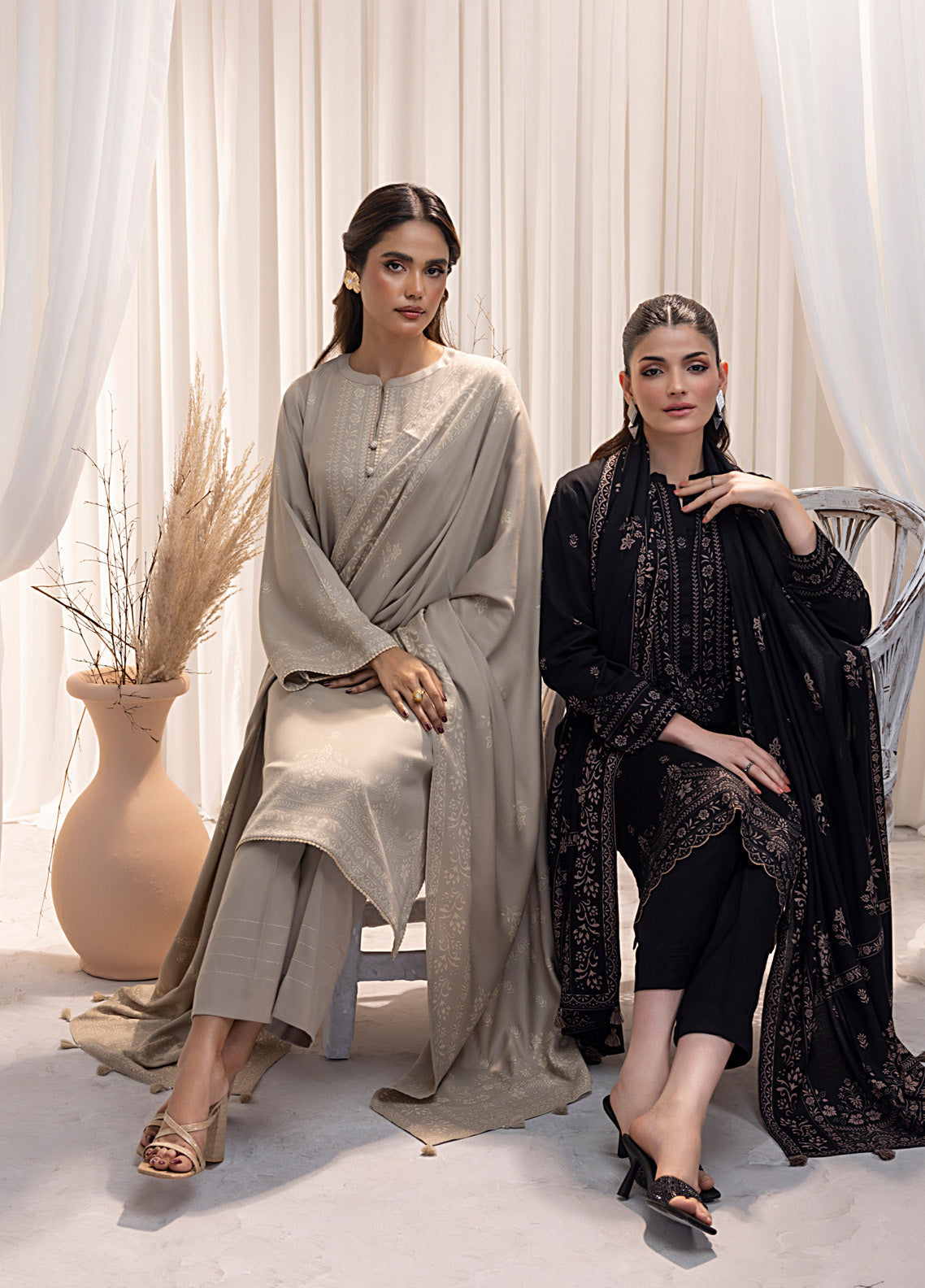 LSM Lakhany Printed Cashmi Vool 3 Piece Unstitched Suit LSM24CV LG-IZ-0271-C LSM Lakhany Printed Cashmi Vool 3 Piece Unstitched Suit LSM24CV LG-IZ-0271-C