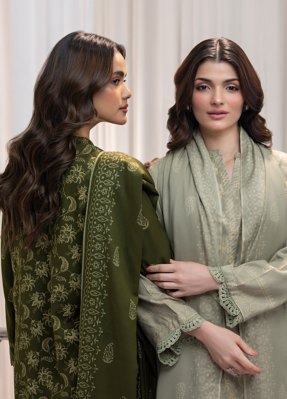 LSM Lakhany Printed Cashmi Vool 3 Piece Unstitched Suit LSM24CV LG-UB-0095-C LSM Lakhany Printed Cashmi Vool 3 Piece Unstitched Suit LSM24CV LG-UB-0095-C