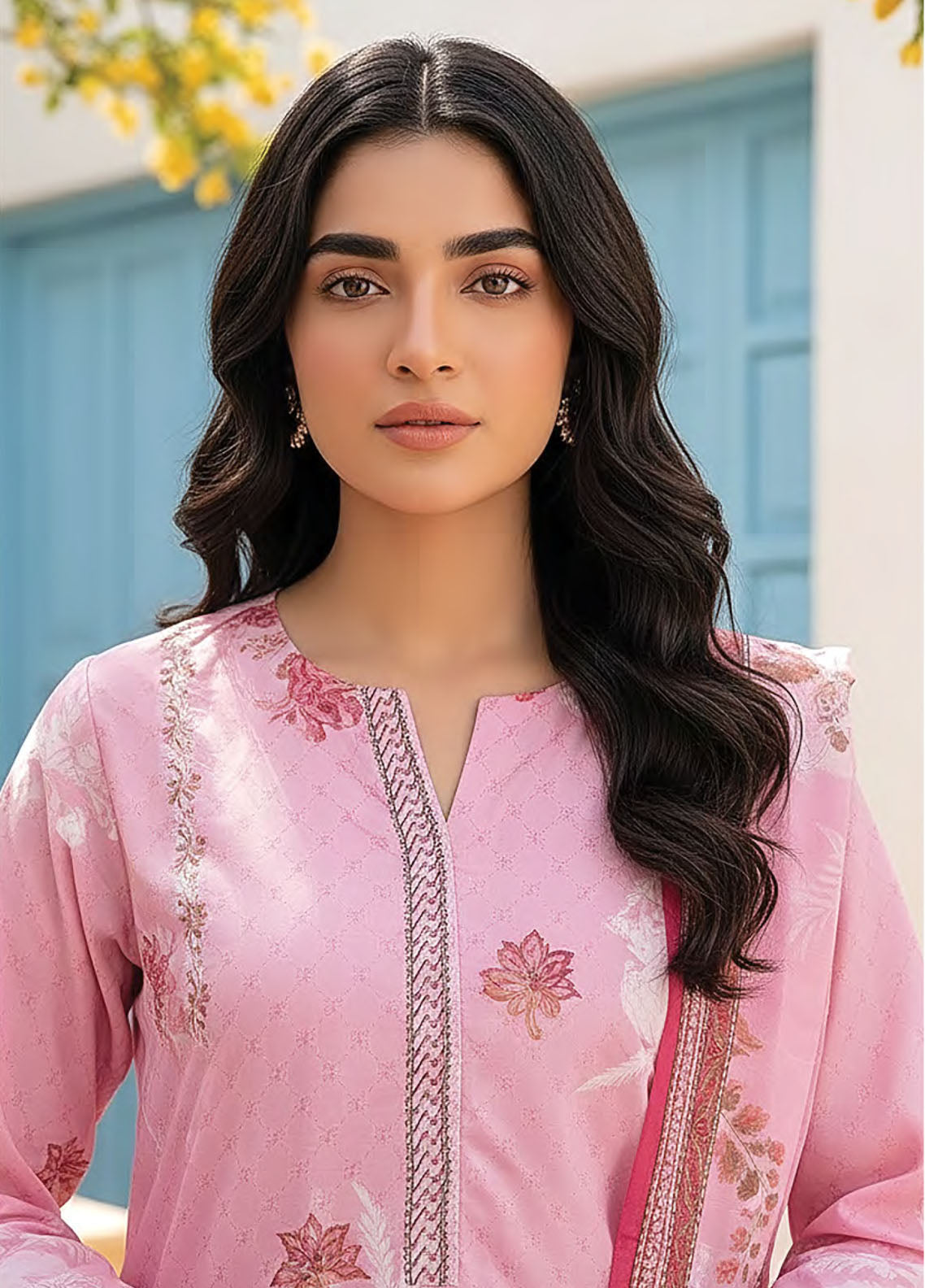 LSM Lakhany Printed Lawn 3 Piece Unstitched Suit LSM26SPV1 D-LG-RL-0419 LSM Lakhany Printed Lawn 3 Piece Unstitched Suit LSM26SPV1 D-LG-RL-0419