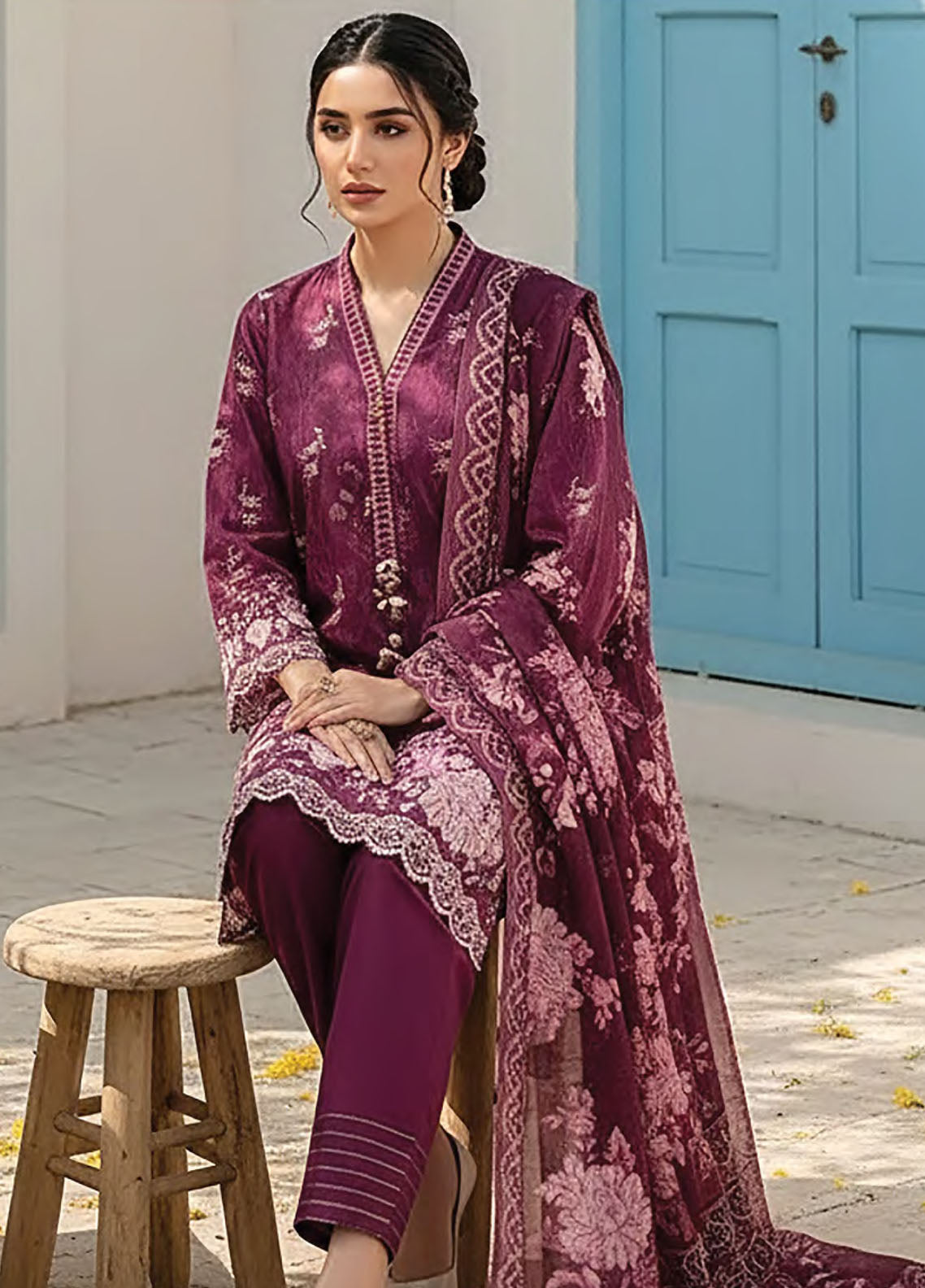 LSM Lakhany Printed Lawn 3 Piece Unstitched Suit LSM26SPV1 D-LG-SG-0092 LSM Lakhany Printed Lawn 3 Piece Unstitched Suit LSM26SPV1 D-LG-SG-0092
