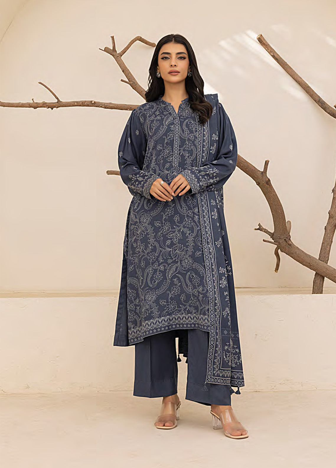 LSM Lakhany Printed Pashmina 3 Piece Unstitched Suit LSM24PP LG-AR-0071-B LSM Lakhany Printed Pashmina 3 Piece Unstitched Suit LSM24PP LG-AR-0071-B