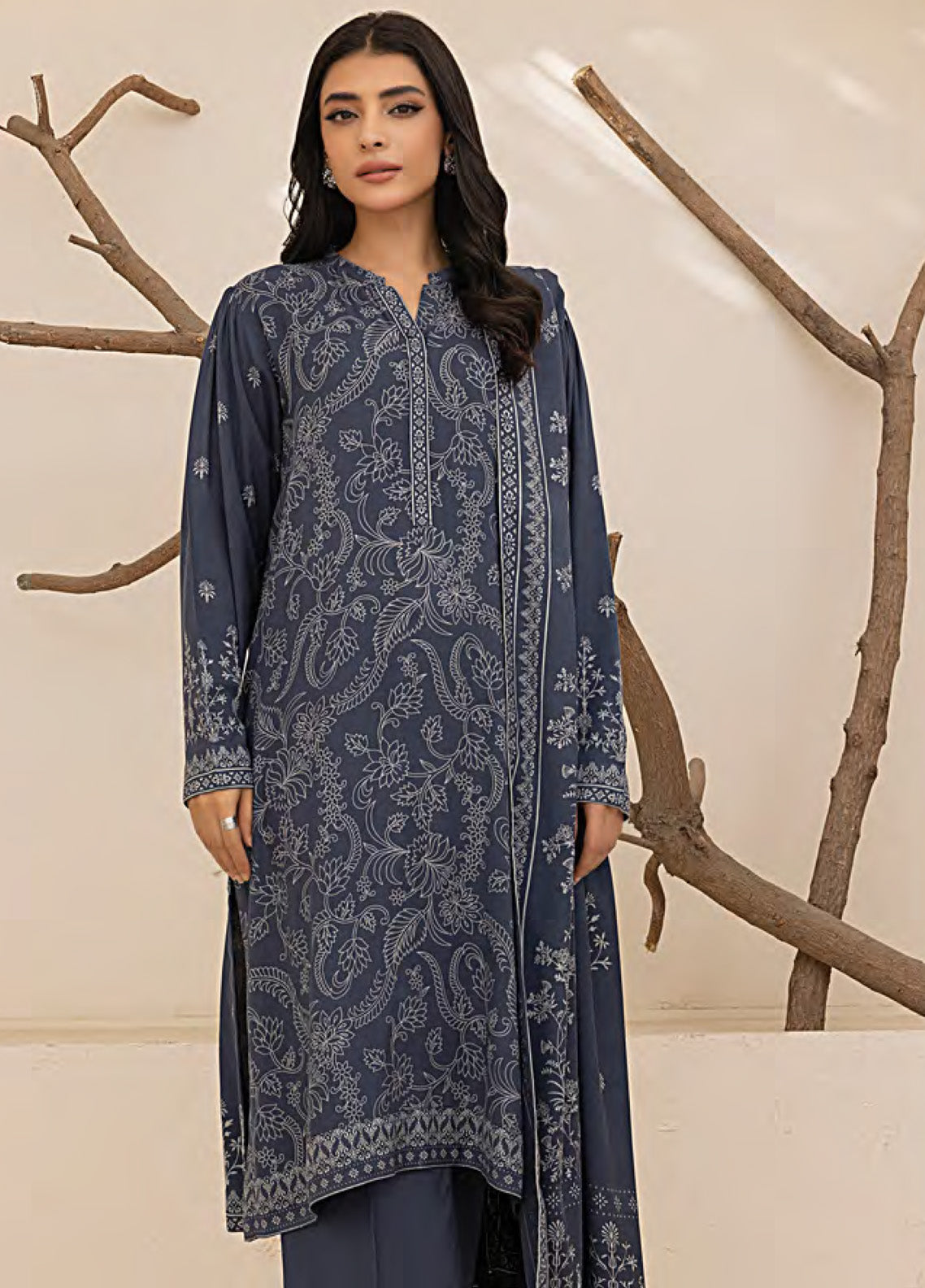 LSM Lakhany Printed Pashmina 3 Piece Unstitched Suit LSM24PP LG-AR-0071-B LSM Lakhany Printed Pashmina 3 Piece Unstitched Suit LSM24PP LG-AR-0071-B