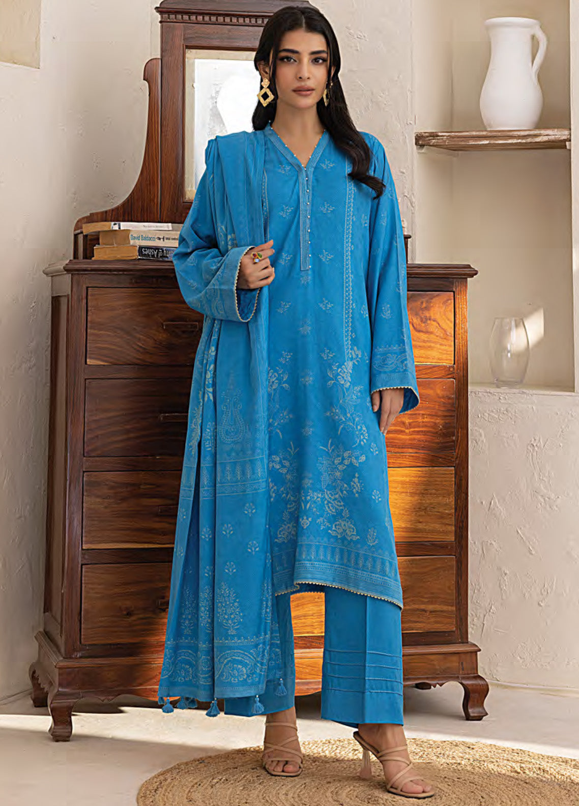 LSM Lakhany Printed Pashmina 3 Piece Unstitched Suit LSM24PP LG-AR-0116-A LSM Lakhany Printed Pashmina 3 Piece Unstitched Suit LSM24PP LG-AR-0116-A