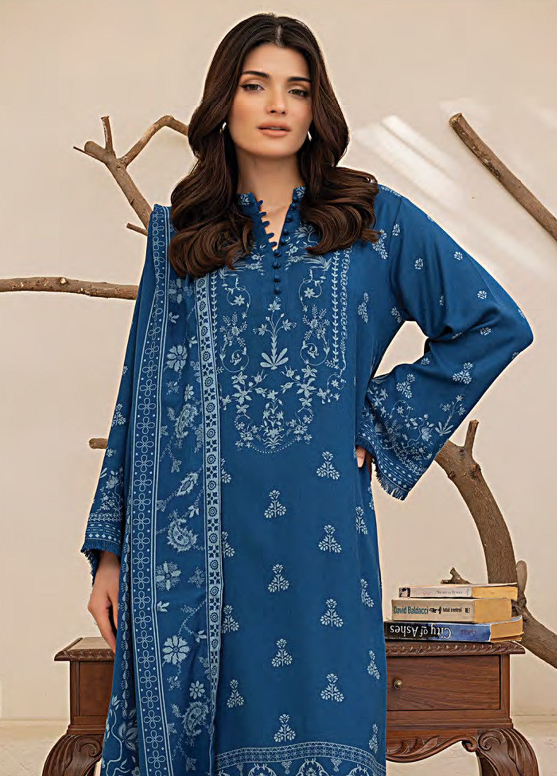 LSM Lakhany Printed Pashmina 3 Piece Unstitched Suit LSM24PP LG-AR-0118-A LSM Lakhany Printed Pashmina 3 Piece Unstitched Suit LSM24PP LG-AR-0118-A