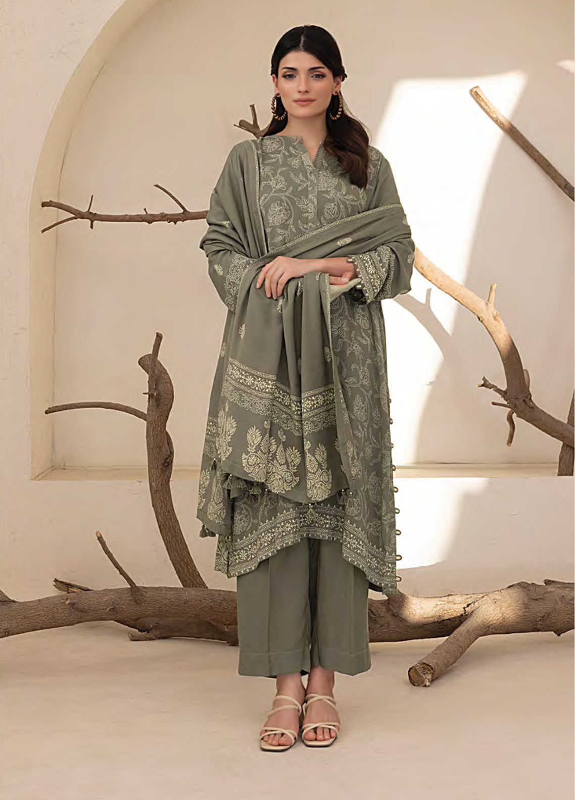 LSM Lakhany Printed Pashmina 3 Piece Unstitched Suit LSM24PP LG-AR-0268-C LSM Lakhany Printed Pashmina 3 Piece Unstitched Suit LSM24PP LG-AR-0268-C