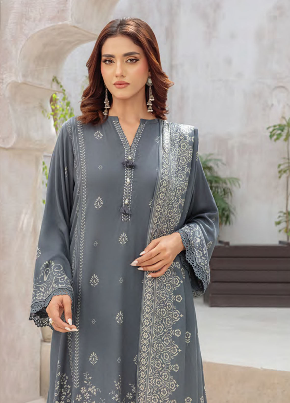 LSM Lakhany Printed Pashmina 3 Piece Unstitched Suit LSM25PP D-LG-UB-0259-B LSM Lakhany Printed Pashmina 3 Piece Unstitched Suit LSM25PP D-LG-UB-0259-B