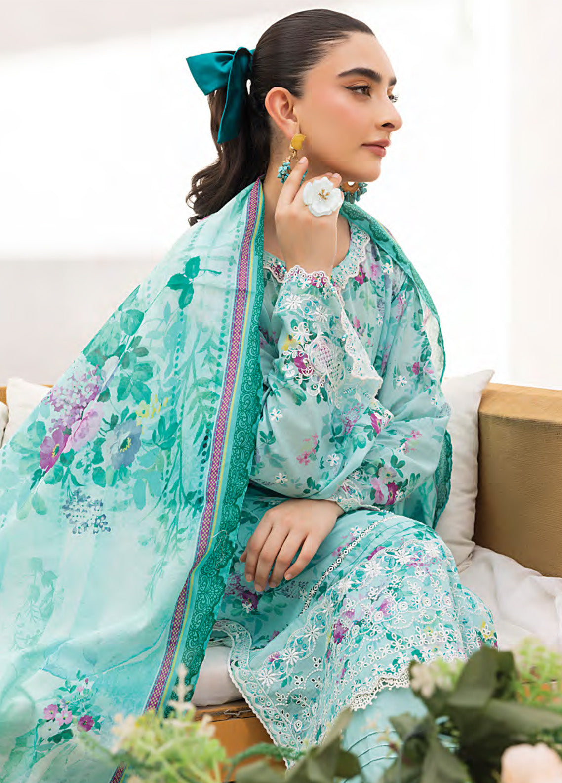 LSM Lakhany Embroidered Lawn 3 Piece Unstitched Suit LSM25ES LG-RL-0203 LSM Lakhany Embroidered Lawn 3 Piece Unstitched Suit LSM25ES LG-RL-0203