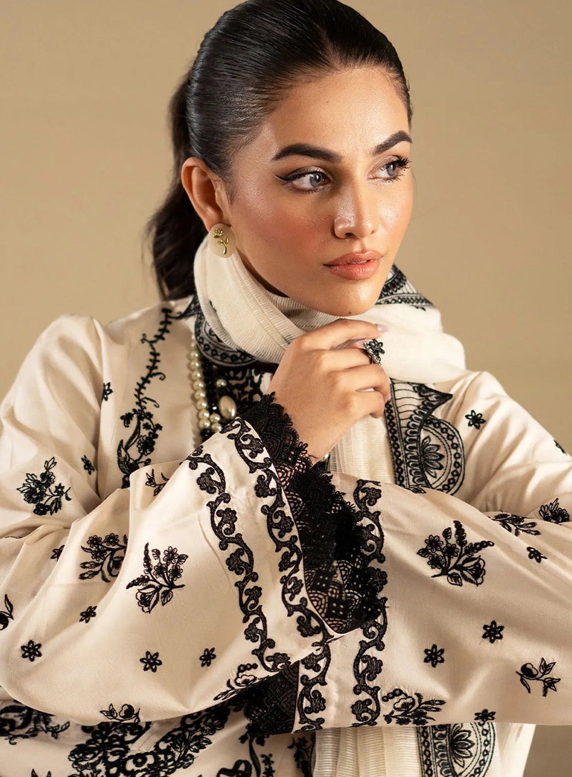 Lumiere By Saad Shaikh Embroidered Silk 3 Piece Unstitched Suit SSK24LF D-05 STELLAIRE Lumiere By Saad Shaikh Embroidered Silk 3 Piece Unstitched Suit SSK24LF D-05 STELLAIRE