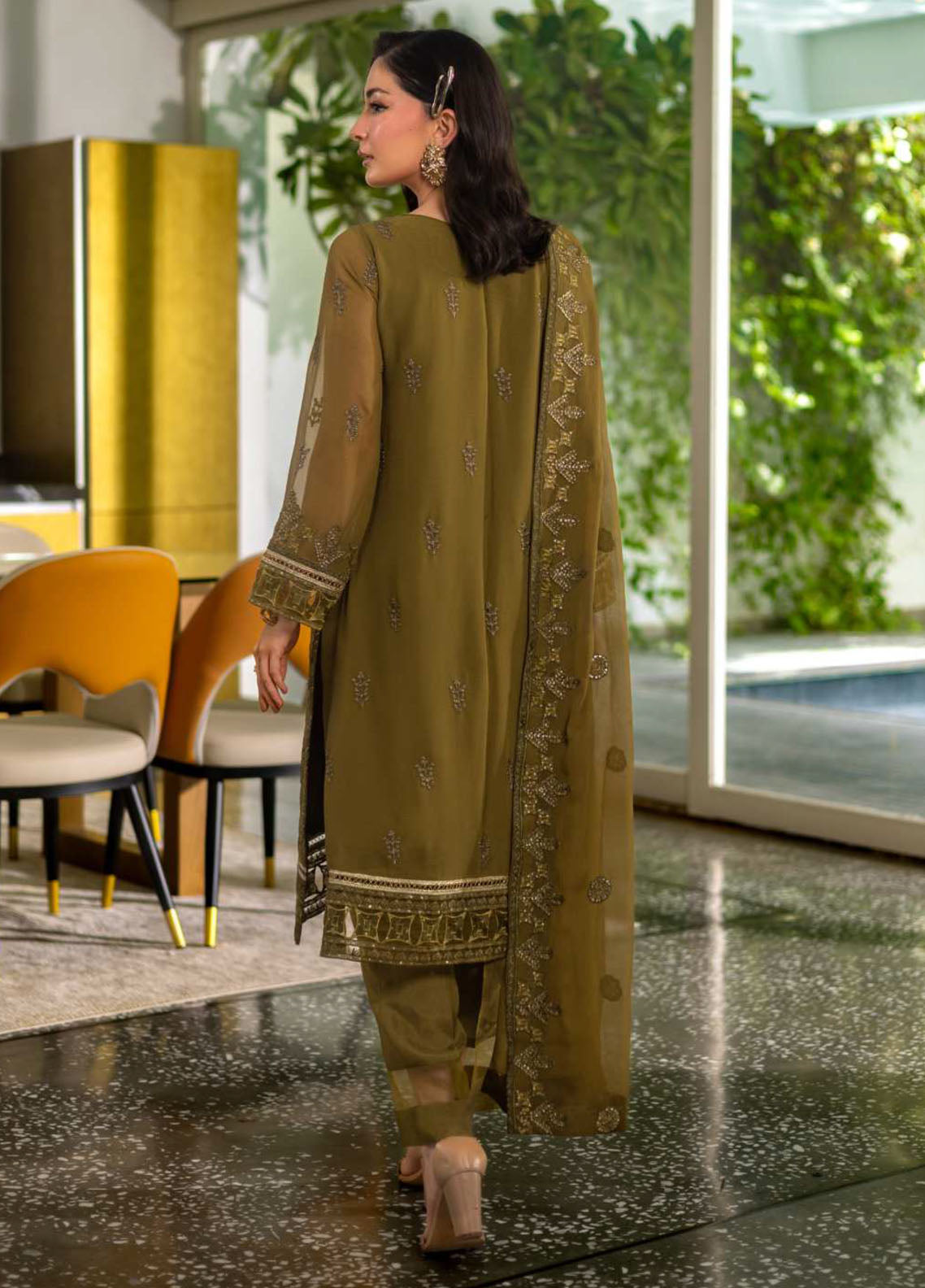 Luminara By Manahil Lakhani Embroidered Chiffon 3 Piece Unstitched Suit ML25L D-CE-02 SAGE Luminara By Manahil Lakhani Embroidered Chiffon 3 Piece Unstitched Suit ML25L D-CE-02 SAGE