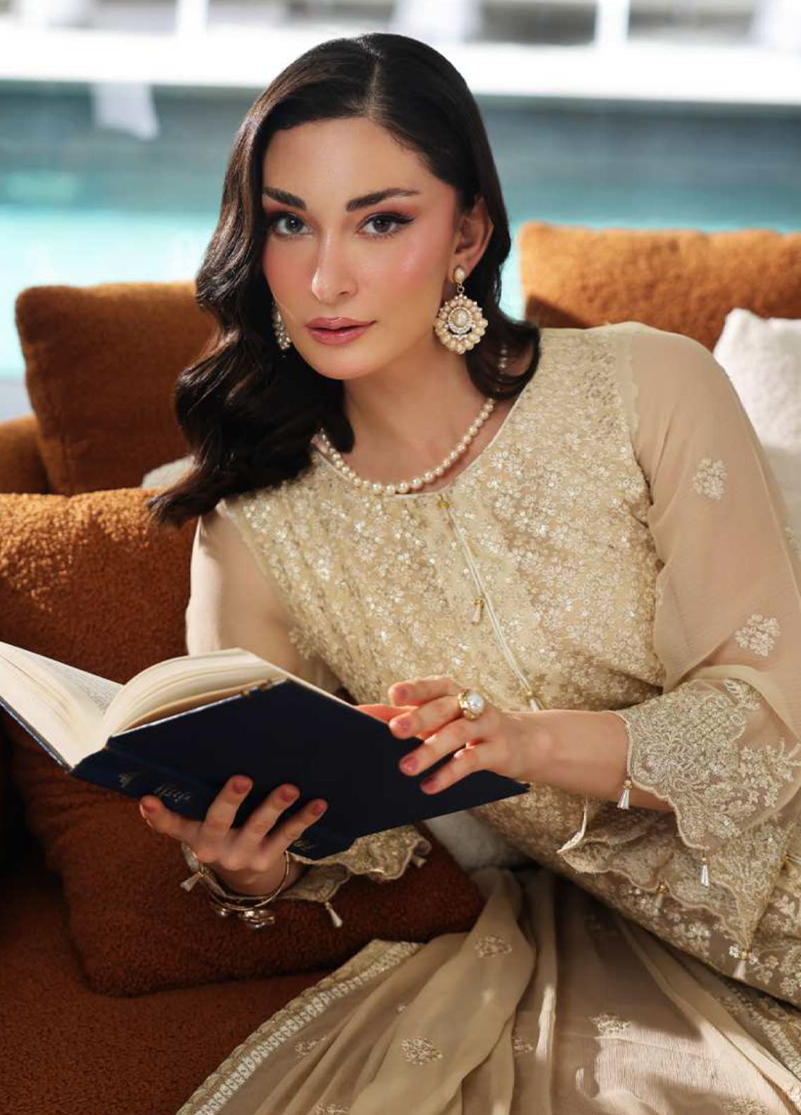 Luminara By Manahil Lakhani Embroidered Chiffon 3 Piece Unstitched Suit ML25L D-CE-03 LUMEE Luminara By Manahil Lakhani Embroidered Chiffon 3 Piece Unstitched Suit ML25L D-CE-03 LUMEE