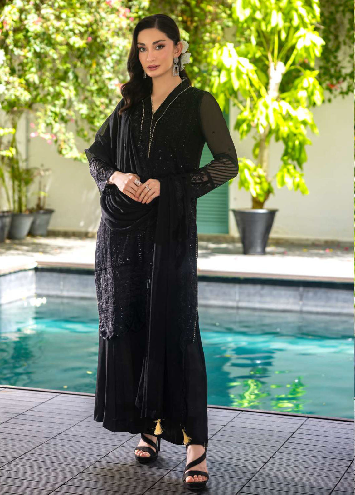 Luminara By Manahil Lakhani Embroidered Chiffon 3 Piece Unstitched Suit ML25L D-CE-04 NYRA Luminara By Manahil Lakhani Embroidered Chiffon 3 Piece Unstitched Suit ML25L D-CE-04 NYRA