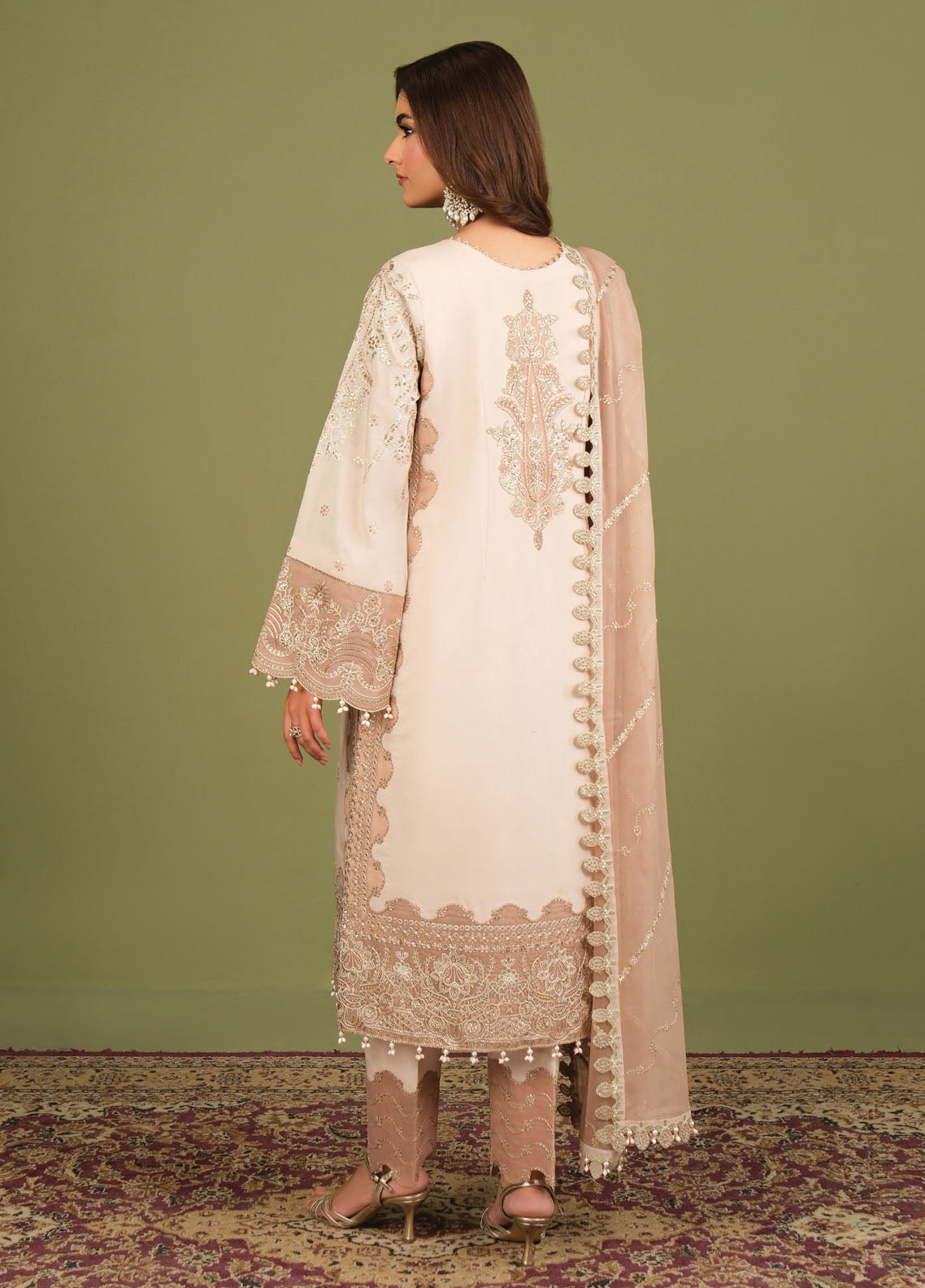 Luxe By Alizeh Fashion Embroidered Raw Silk 3 Piece Unstitched Suit AF26LRSV2 D-CASTOR Luxe By Alizeh Fashion Embroidered Raw Silk 3 Piece Unstitched Suit AF26LRSV2 D-CASTOR