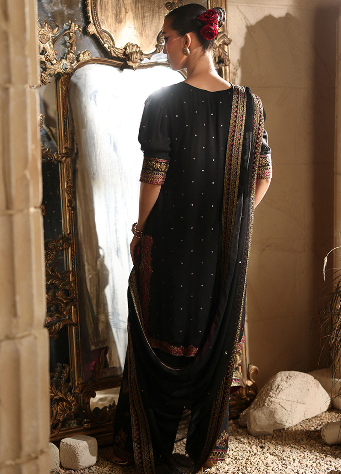 Luxè By Azure Embroidered Chiffon 3 Piece Unstitched Suit AZU25L D-MYSTÈRE Luxè By Azure Embroidered Chiffon 3 Piece Unstitched Suit AZU25L D-MYSTÈRE