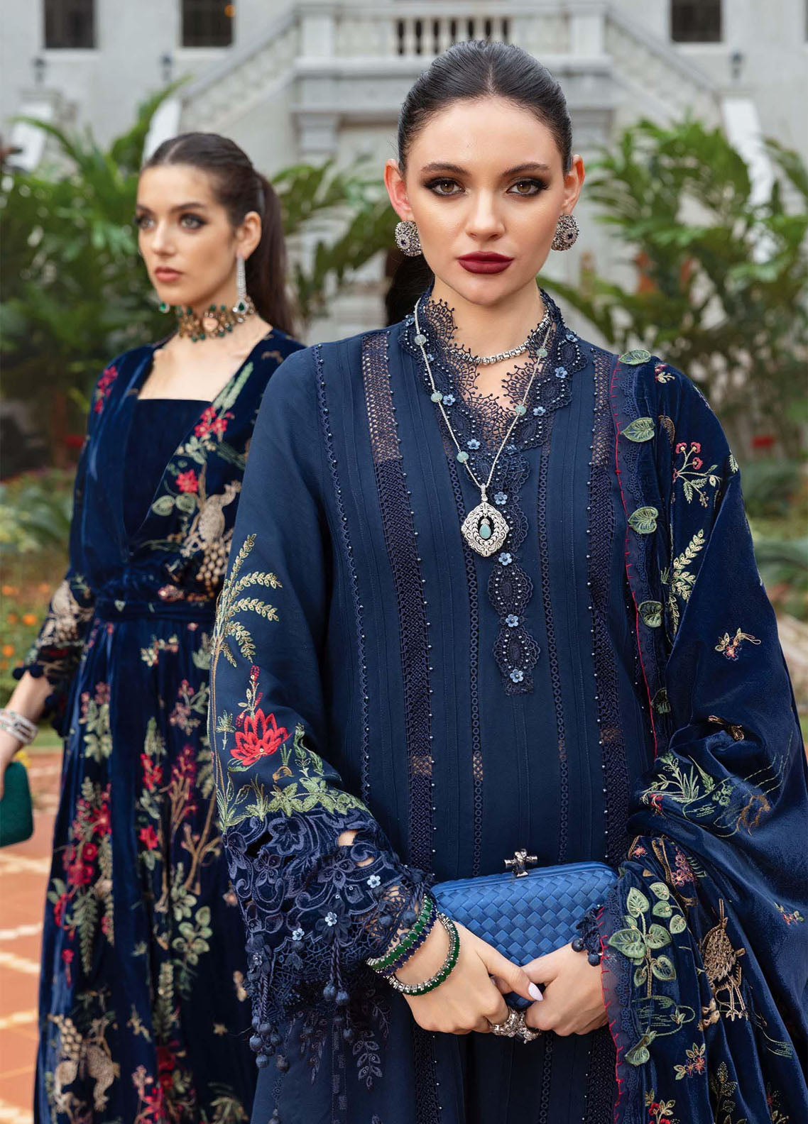 Luxe By Maria B Embroidered Twill Linen 3 Piece Unstitched Suit MB25LW WL-1312 Luxe By Maria B Embroidered Twill Linen 3 Piece Unstitched Suit MB25LW WL-1312