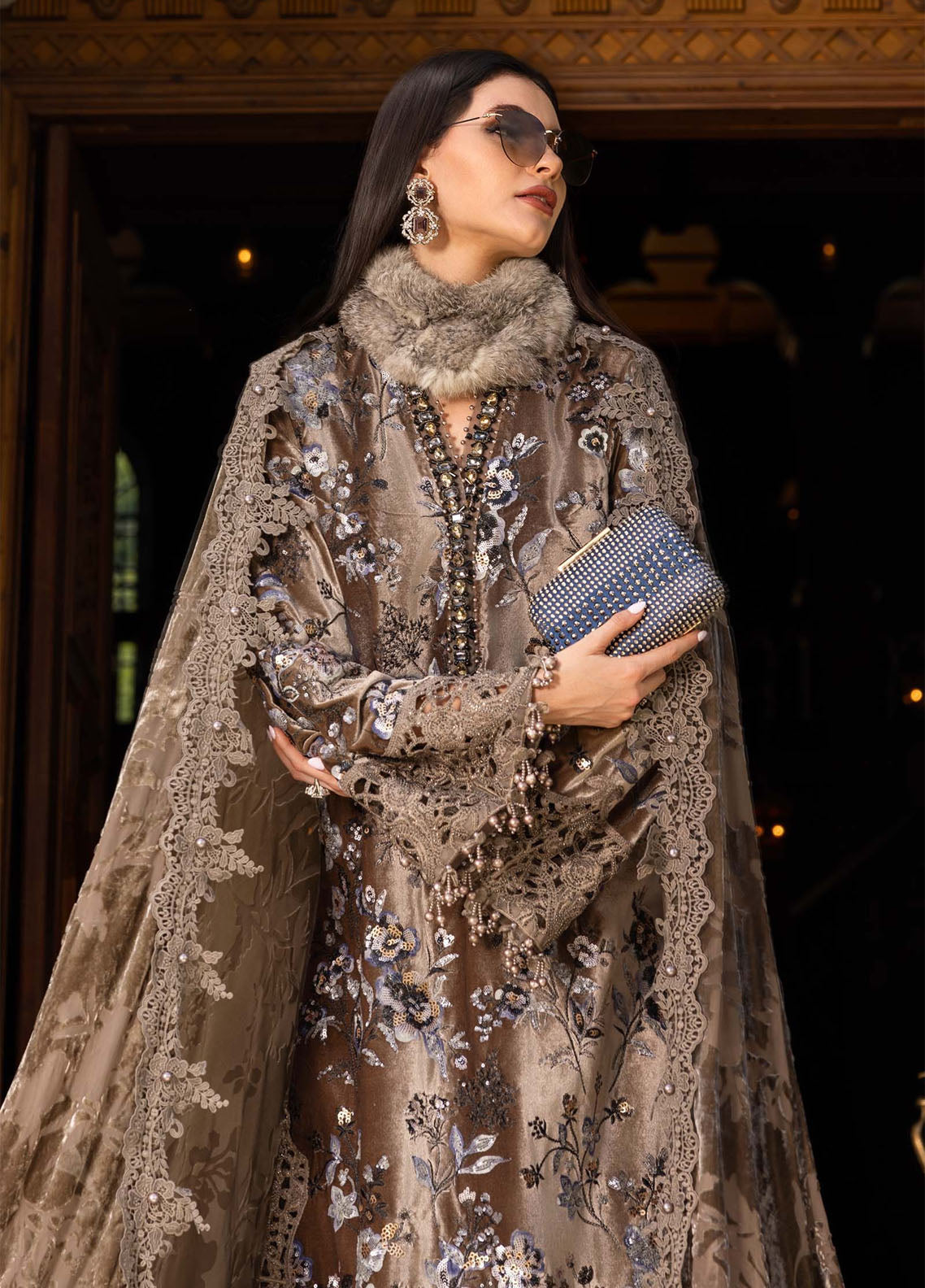 Luxe By Maria B Embroidered Velvet 3 Piece Unstitched Suit MB25LW WL-1303 Luxe By Maria B Embroidered Velvet 3 Piece Unstitched Suit MB25LW WL-1303