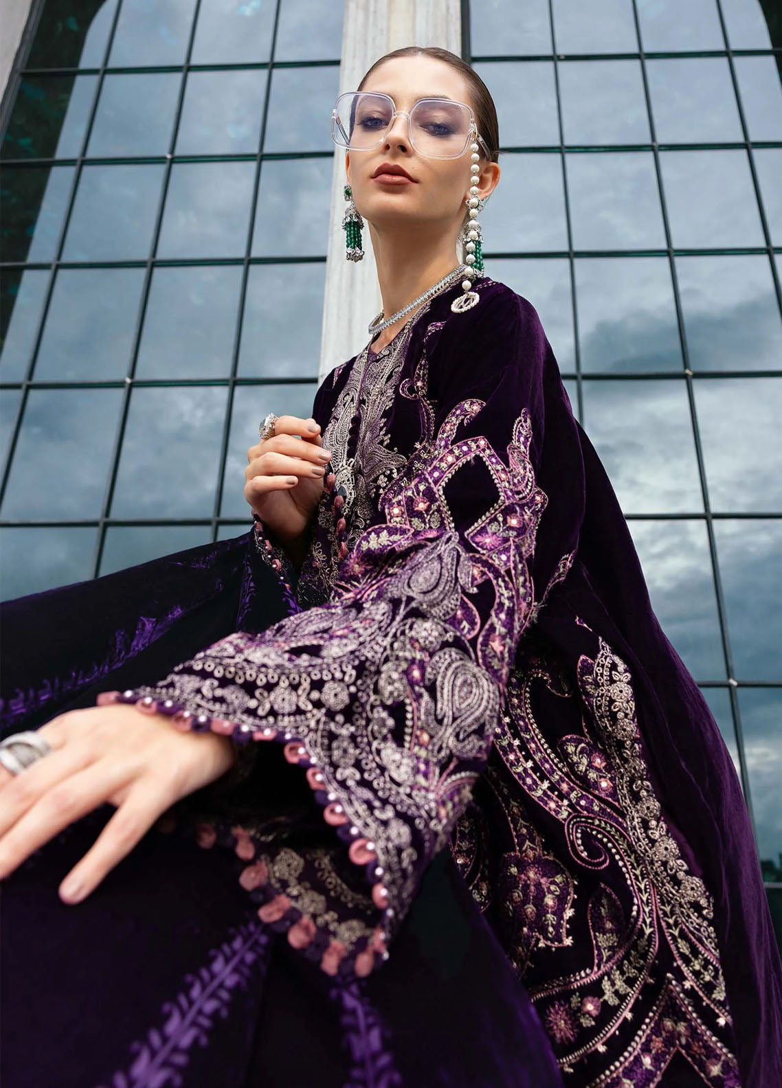 Luxe By Maria B Embroidered Velvet 3 Piece Unstitched Suit MB25LW WL-1311 Luxe By Maria B Embroidered Velvet 3 Piece Unstitched Suit MB25LW WL-1311