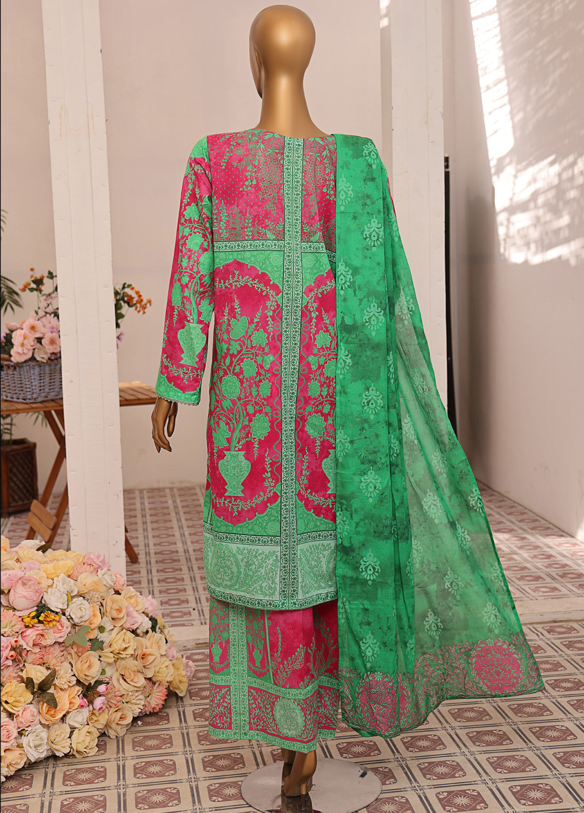 Luxe Prints By HZ Textile Printed Lawn 3 Piece Unstitched Suit HZ25LP LP-544 Luxe Prints By HZ Textile Printed Lawn 3 Piece Unstitched Suit HZ25LP LP-544