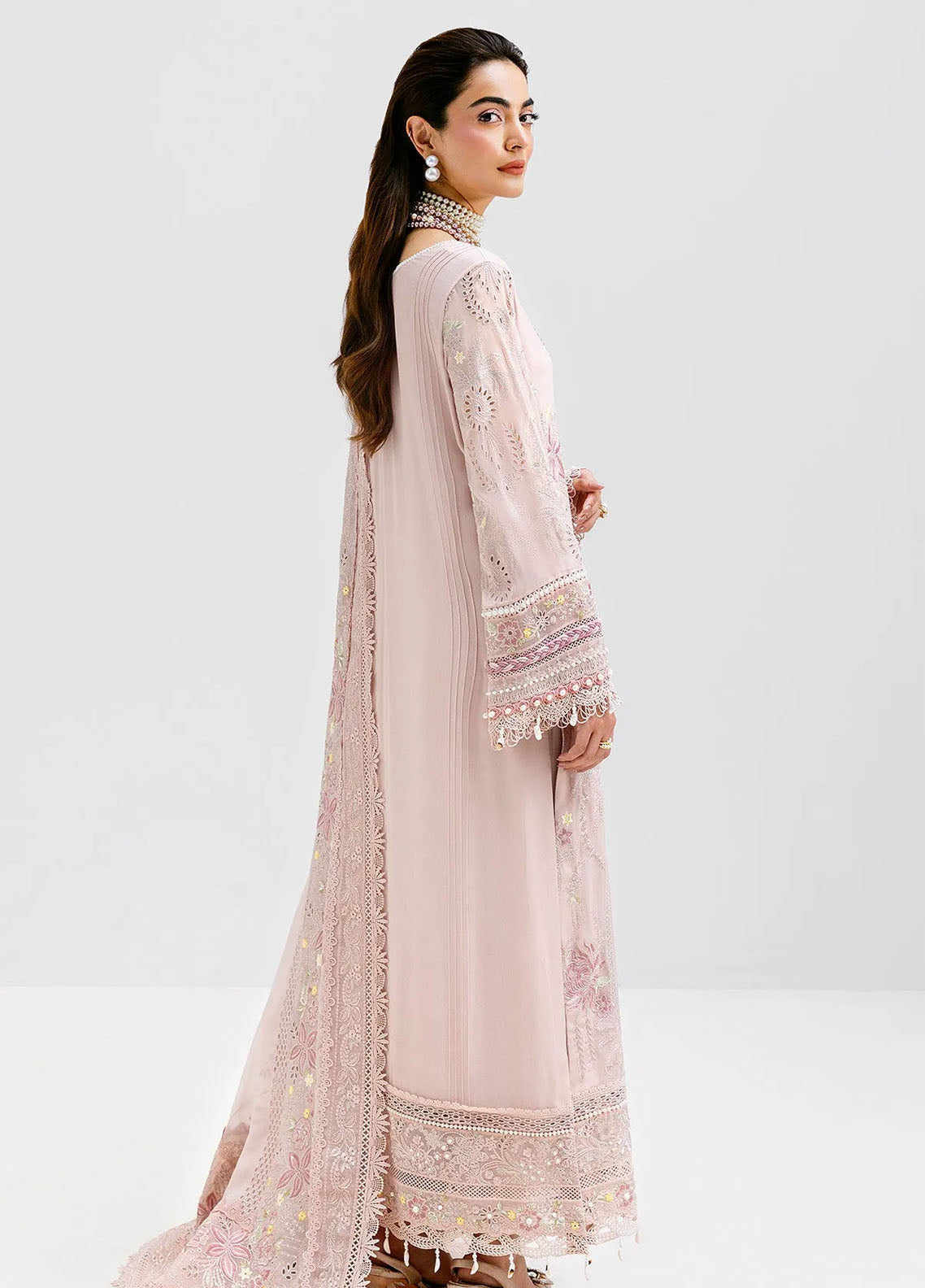 Luxe Serene By Imrozia Embroidered Georgette 3 Piece Unstitched Suit IM25LS D-S-1090 LAVENDER Luxe Serene By Imrozia Embroidered Georgette 3 Piece Unstitched Suit IM25LS D-S-1090 LAVENDER