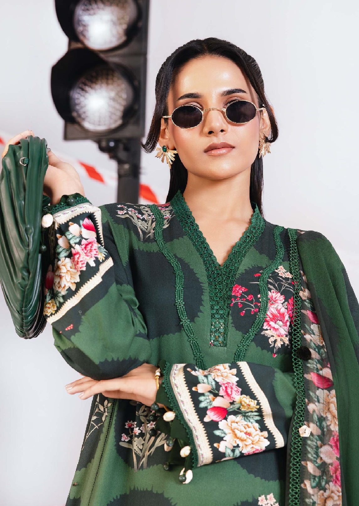 M Basic By Maria B Printed Marina Twill Suits Unstitched 3 Piece - MB25WU MB-CUS25-1107A M Basic By Maria B Printed Marina Twill Suits Unstitched 3 Piece - MB25WU MB-CUS25-1107A