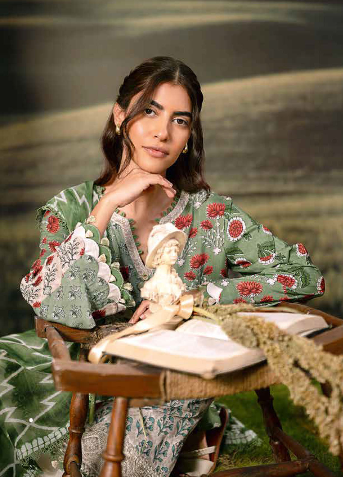 M Basic Fall Comes Home By Maria B Printed Lawn 3 Piece Unstitched Suit MB25FCH D-PFUS-2B M Basic Fall Comes Home By Maria B Printed Lawn 3 Piece Unstitched Suit MB25FCH D-PFUS-2B
