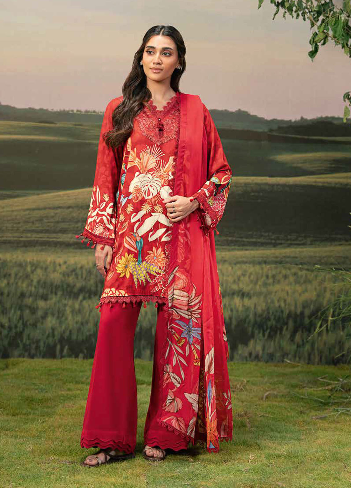 M Basic Fall Comes Home By Maria B Printed Lawn 3 Piece Unstitched Suit MB25FCH D-PFUS-5B M Basic Fall Comes Home By Maria B Printed Lawn 3 Piece Unstitched Suit MB25FCH D-PFUS-5B