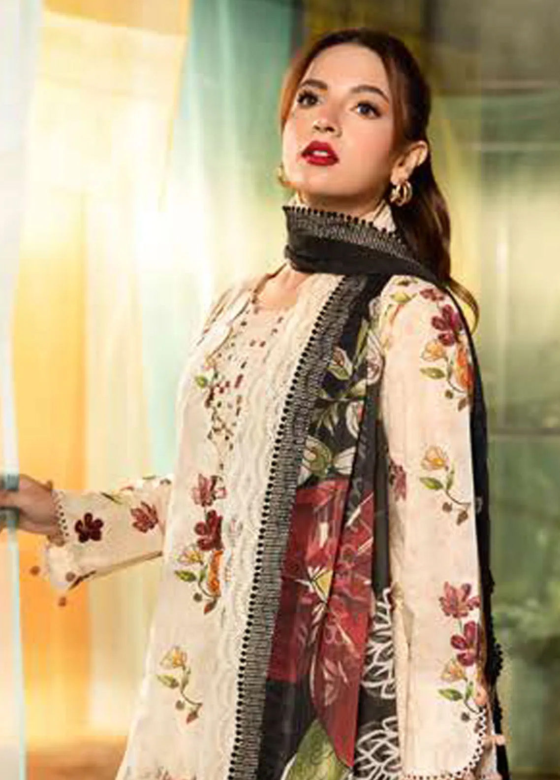 M Basics By Maria B Printed Lawn 3 Piece Unstitched Suit MB25MBL D-02 B M Basics By Maria B Printed Lawn 3 Piece Unstitched Suit MB25MBL D-02 B