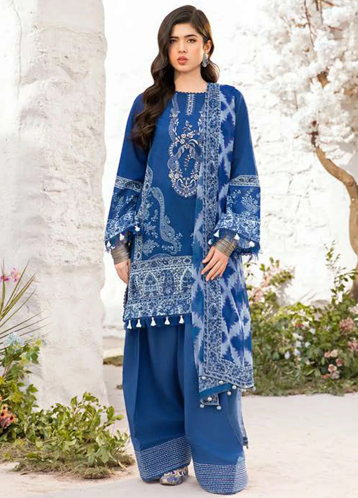 M Basics By Maria B Printed Lawn 3 Piece Unstitched Suit MB25MBL D-03 B M Basics By Maria B Printed Lawn 3 Piece Unstitched Suit MB25MBL D-03 B