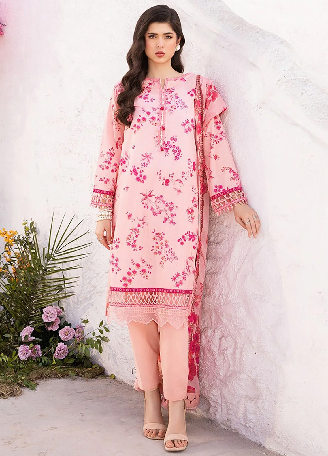 M Basics By Maria B Printed Lawn 3 Piece Unstitched Suit MB25MBL D-09 A M Basics By Maria B Printed Lawn 3 Piece Unstitched Suit MB25MBL D-09 A