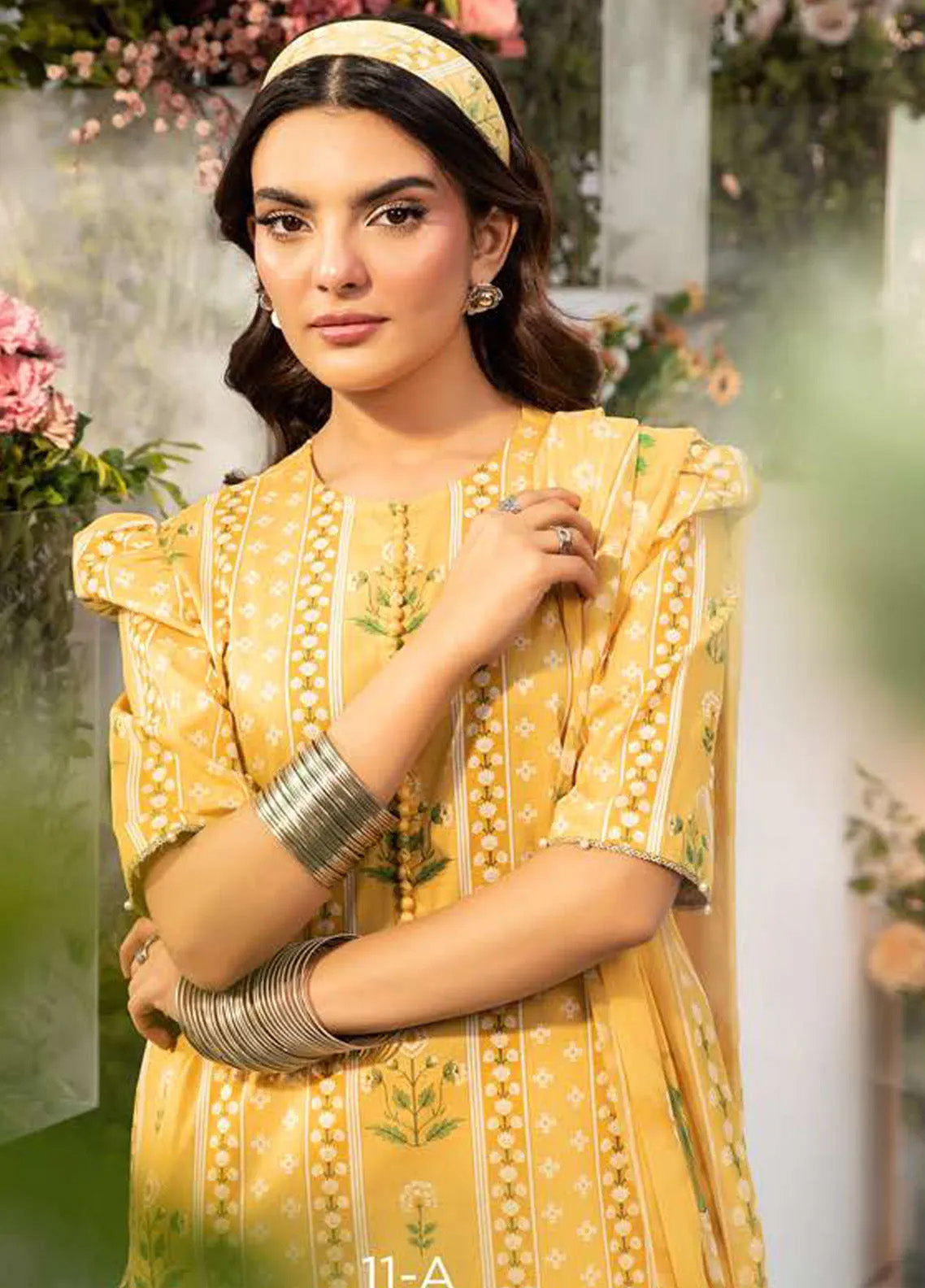 M Basics By Maria B Printed Lawn 3 Piece Unstitched Suit MB25MBL D-11 A M Basics By Maria B Printed Lawn 3 Piece Unstitched Suit MB25MBL D-11 A