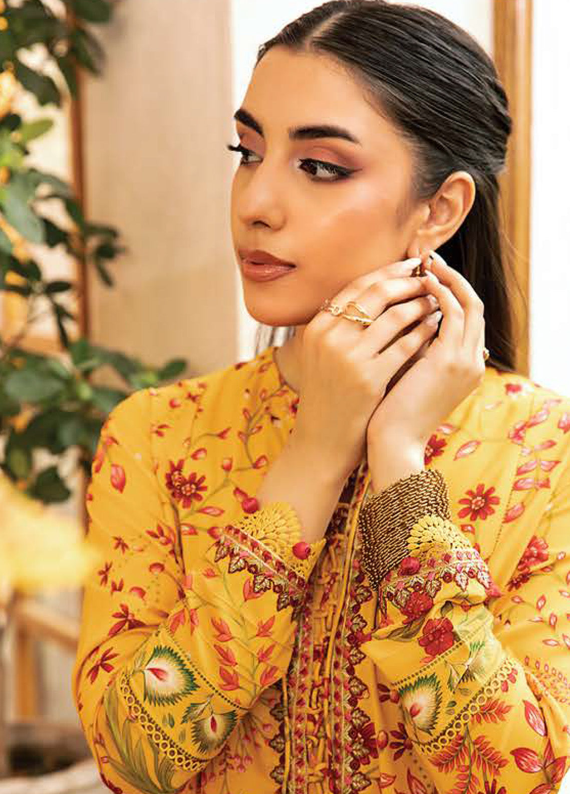 M Basics Eid Edit-II By Maria B Embroidered Lawn 3 Piece Unstitched Suit MB25EE-II D-12A M Basics Eid Edit-II By Maria B Embroidered Lawn 3 Piece Unstitched Suit MB25EE-II D-12A