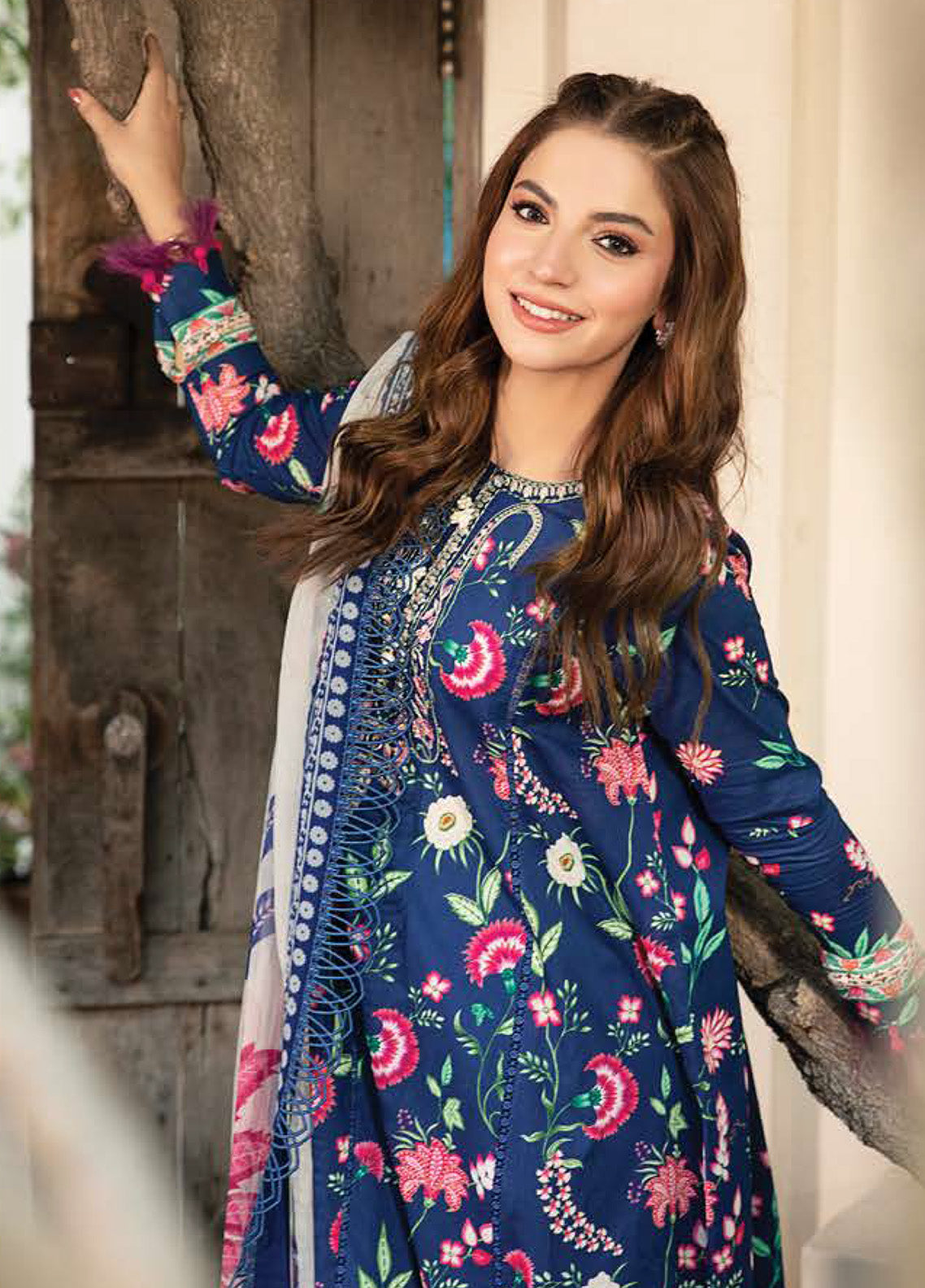 M Basics Eid Edit-II By Maria B Embroidered Lawn 3 Piece Unstitched Suit MB25EE-II D-1B M Basics Eid Edit-II By Maria B Embroidered Lawn 3 Piece Unstitched Suit MB25EE-II D-1B